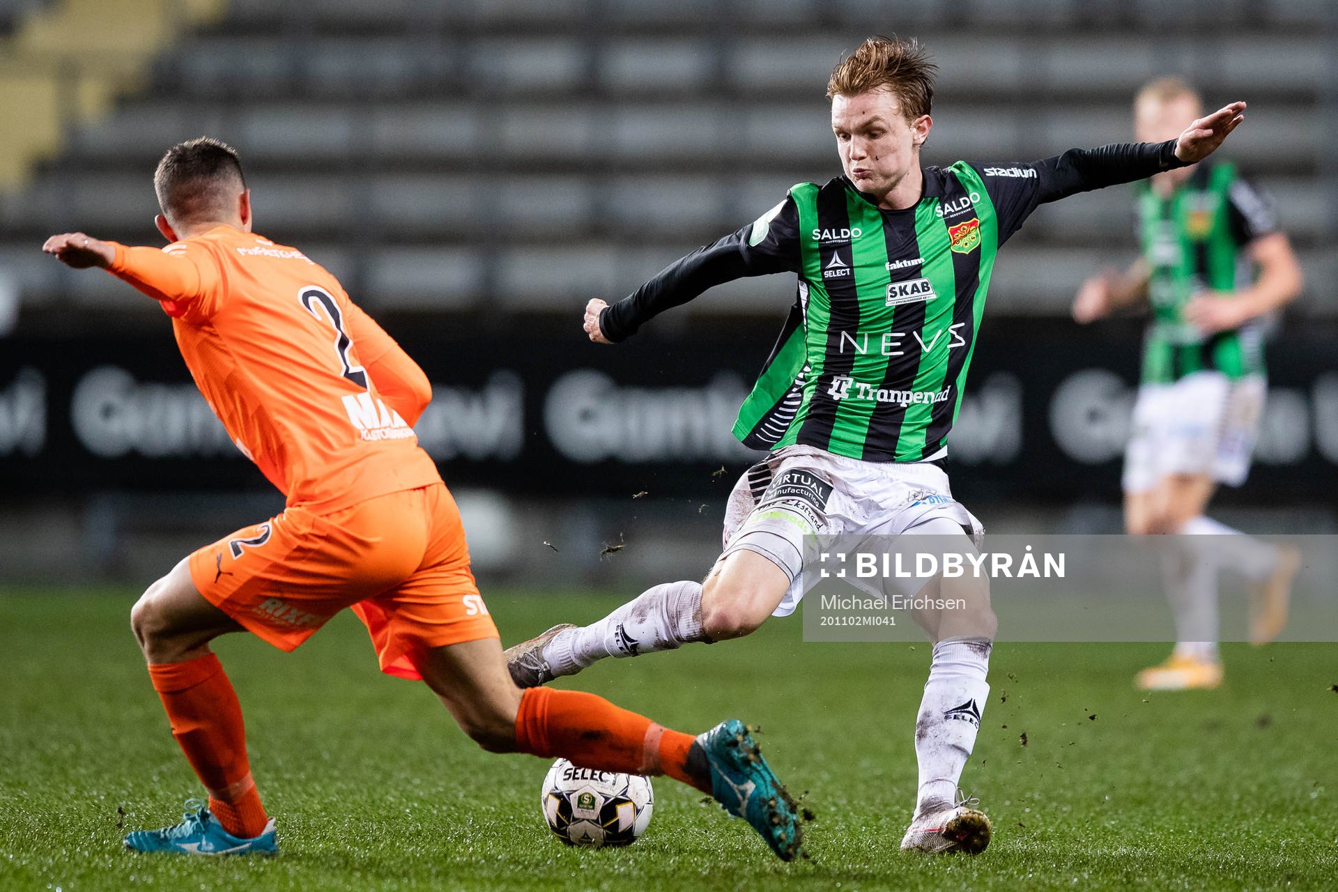 AFC Eskilstunas Adnan Kojic och GAIS Julius Johansson