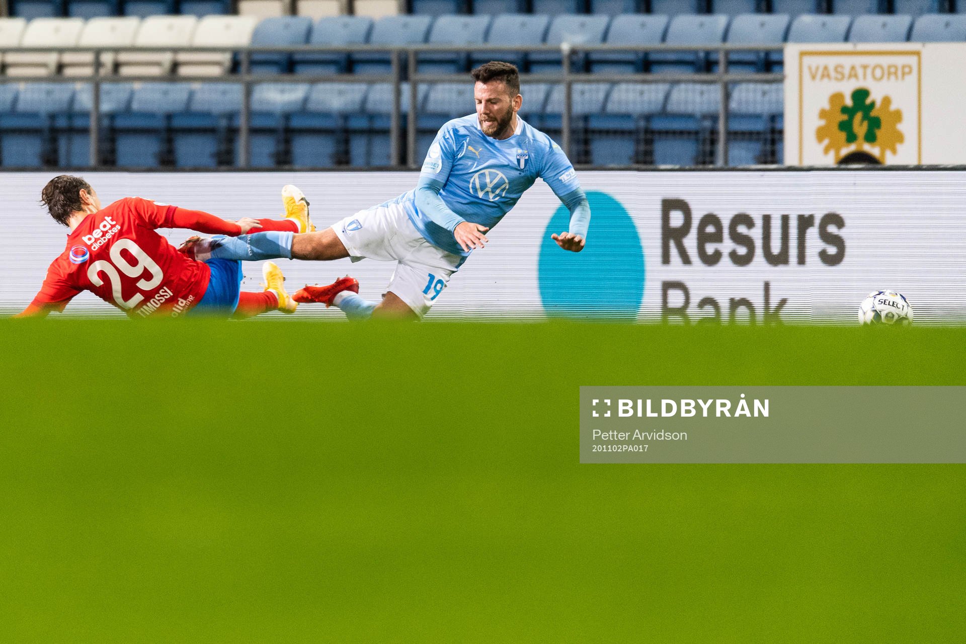 Malmö FF Erdal Rakip och Helsingborgs Alex Timossi