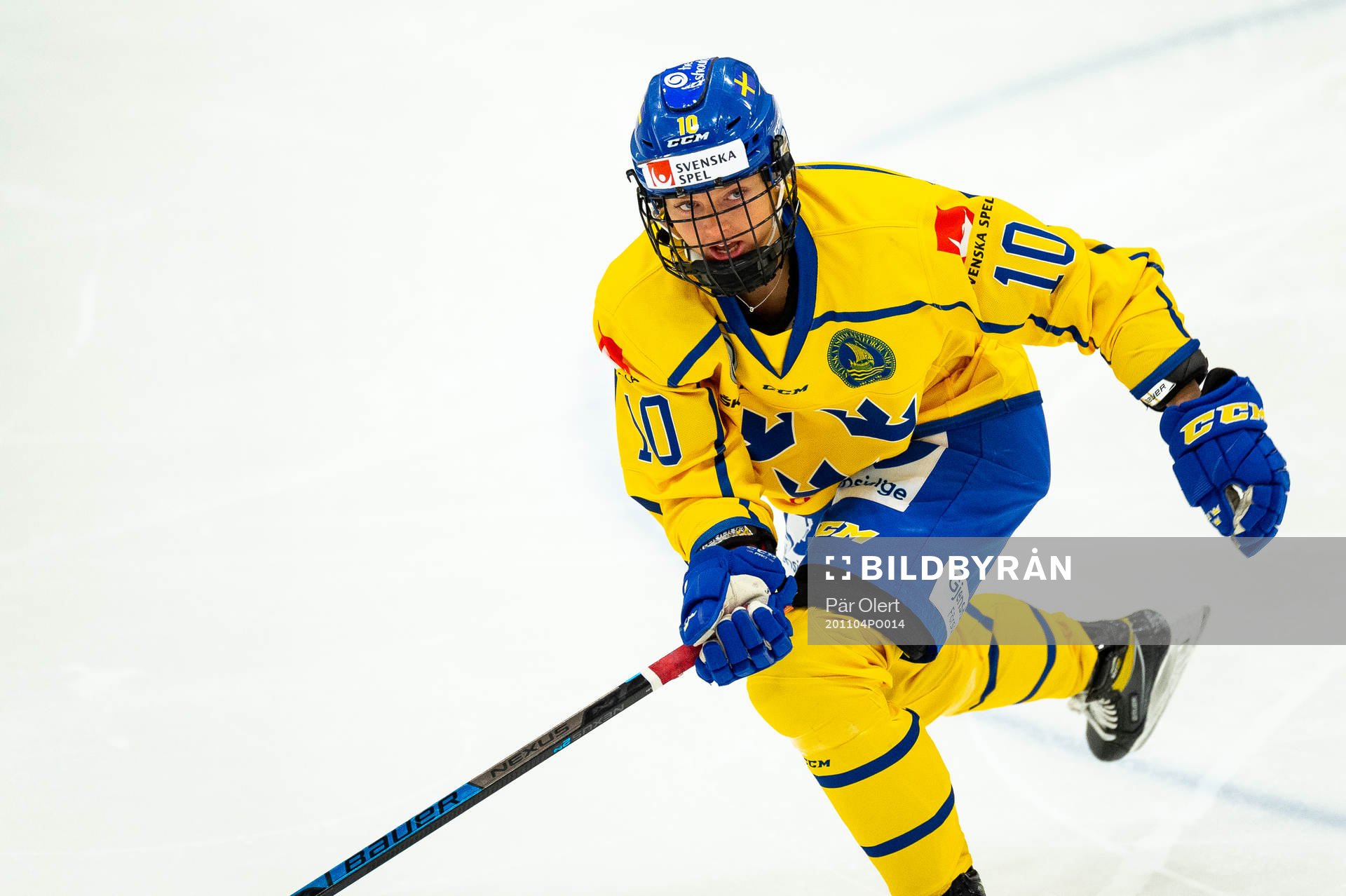 Mina Waxin of Sweden
