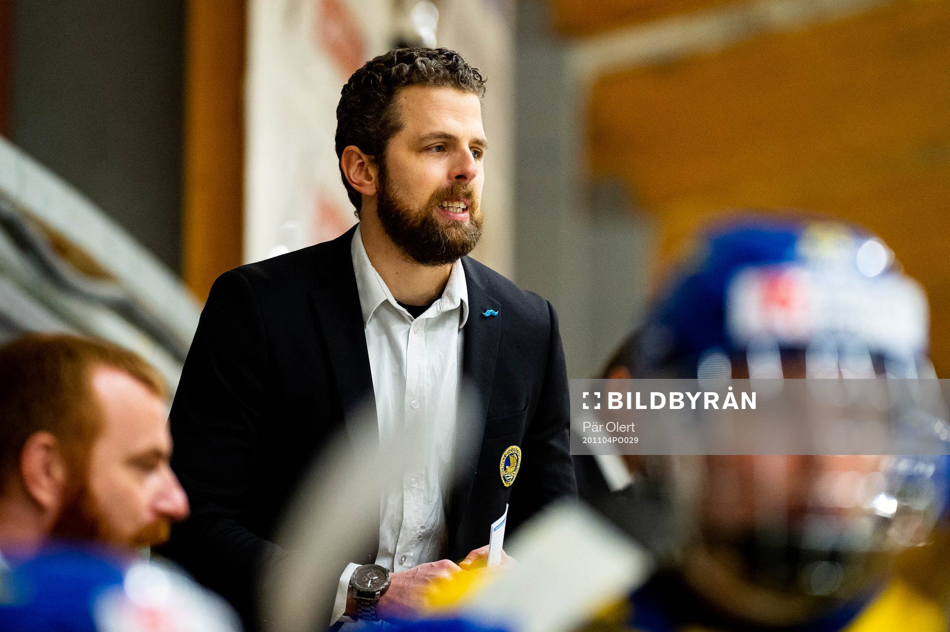 head coach Ulf Lundberg of Sweden
