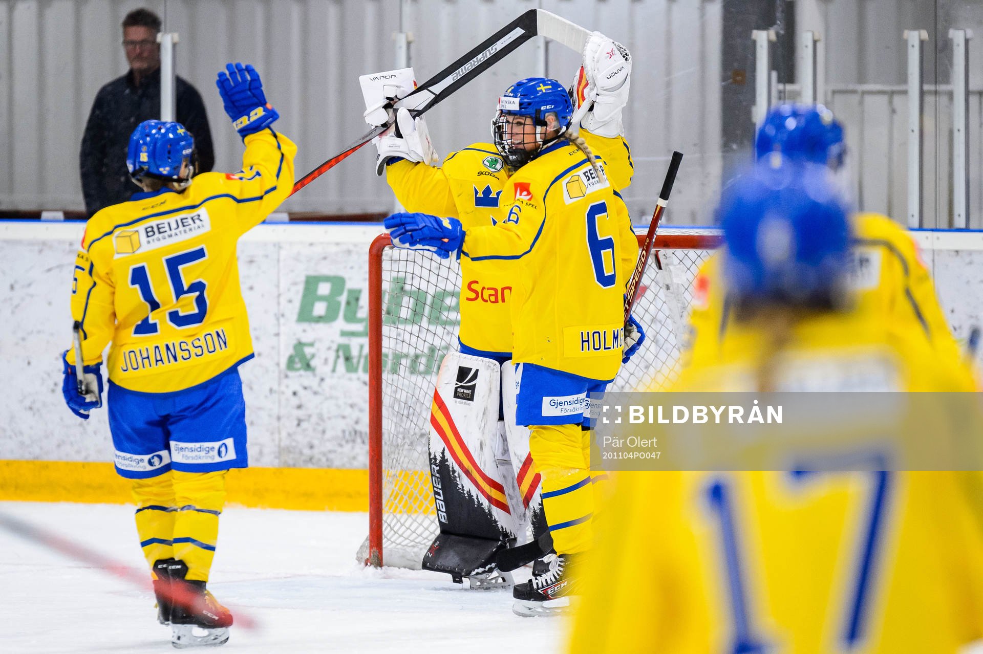 Players of Sweden celebrate