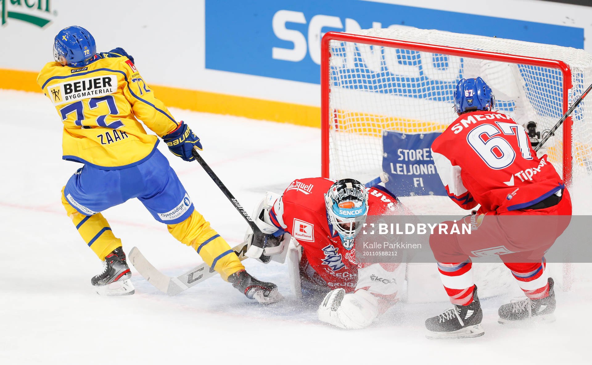 Daniel Zaar #72, SWE , Ondrej Roman #32, CZE andJiri