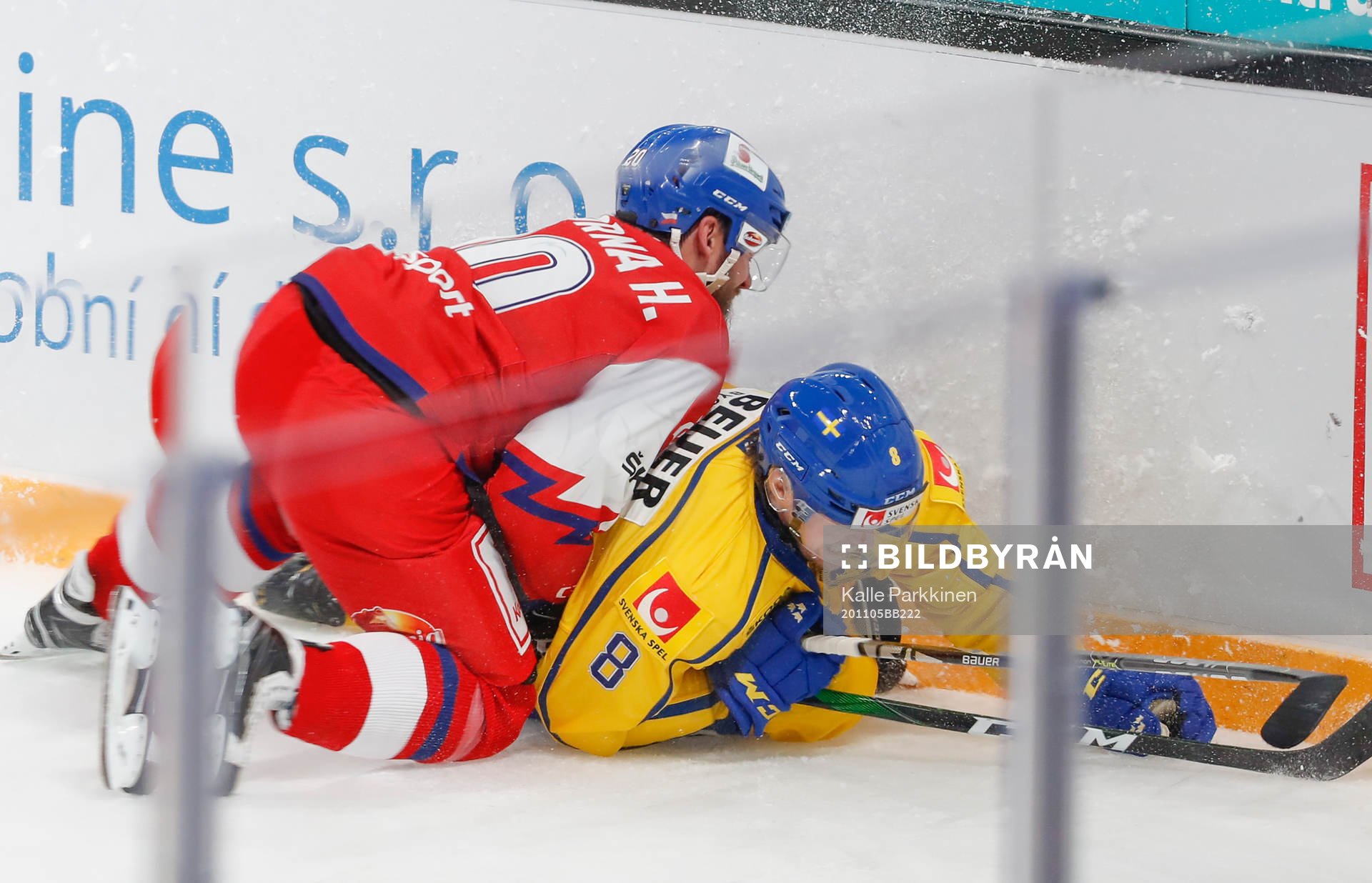 Hynek Zohorna #20, CZE and John Nyberg #8, SWE
