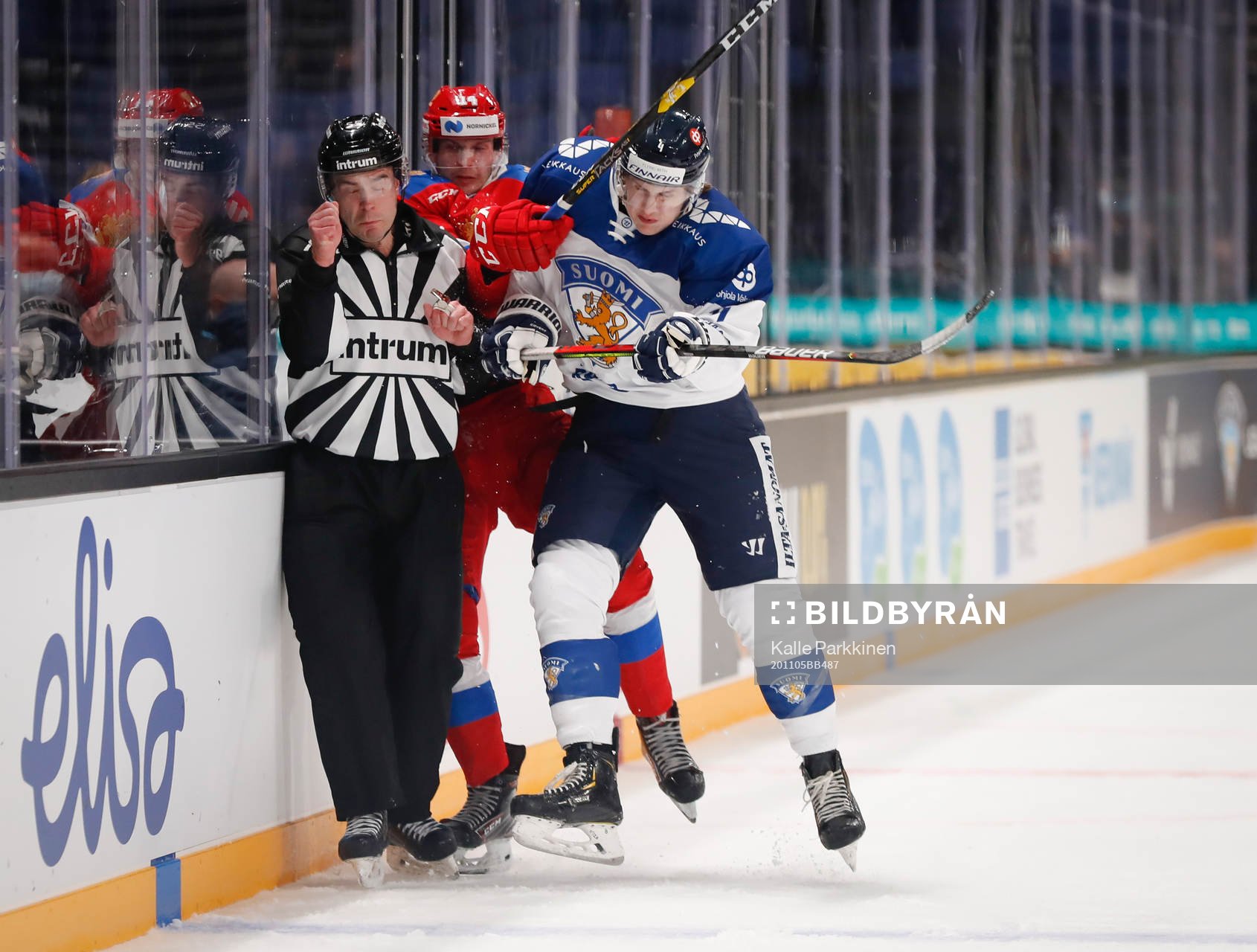 Linesman, Egor Shekhovtsov #14, RUS and Alex Lintuniemi #4,