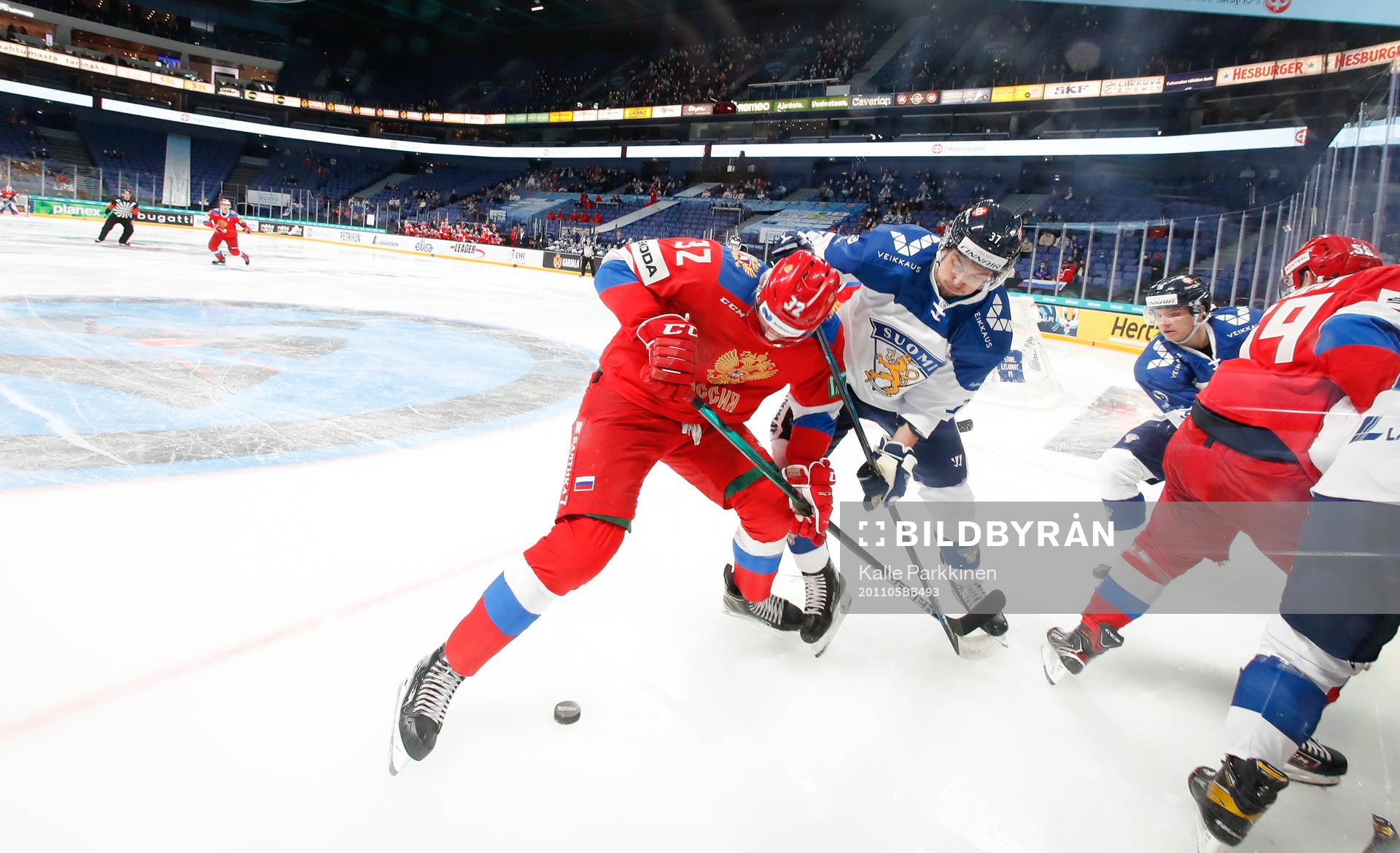 Ilya Safonov #32, RUS and Eetu Koivistoinen #37, FIN