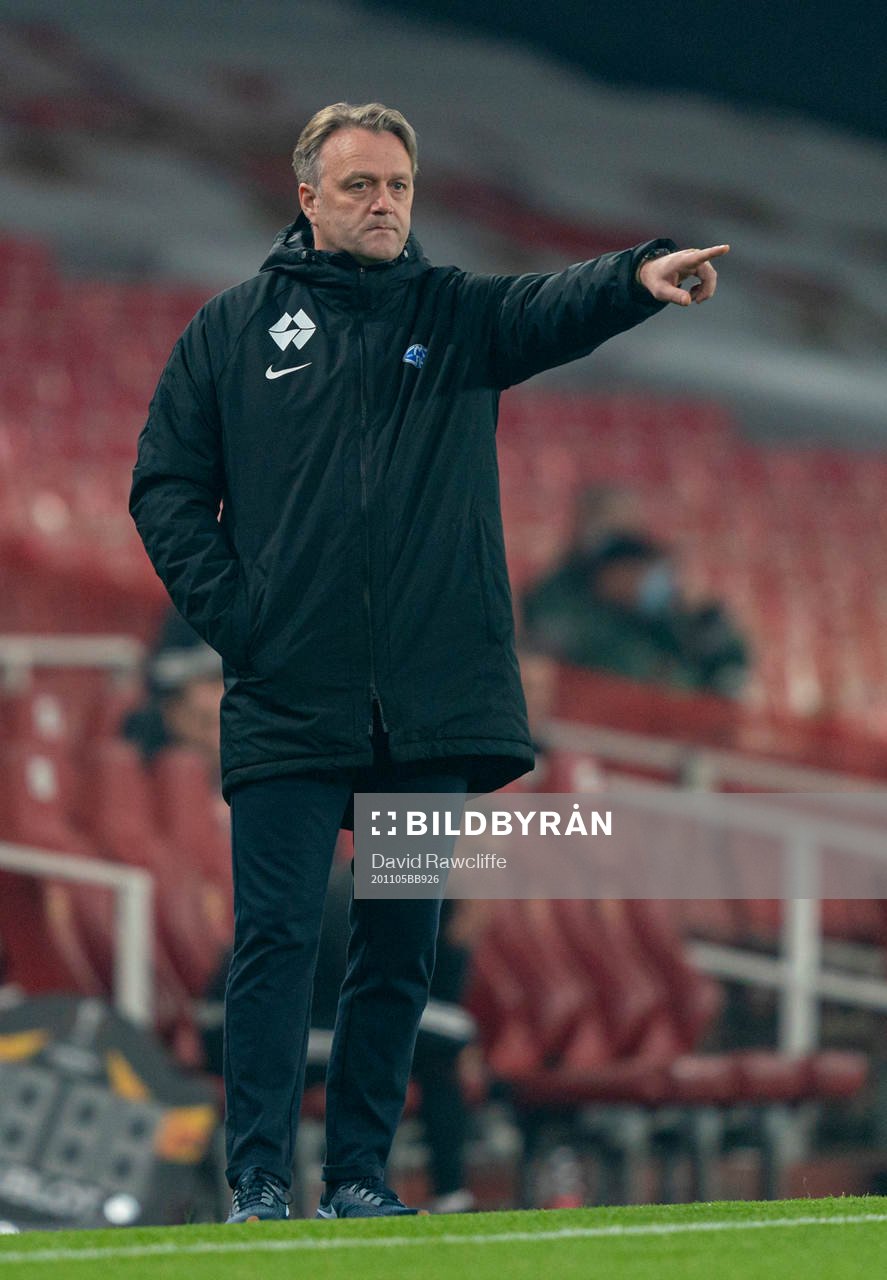 LONDON, ENGLAND - Thursday, November 5, 2020: Molde's head