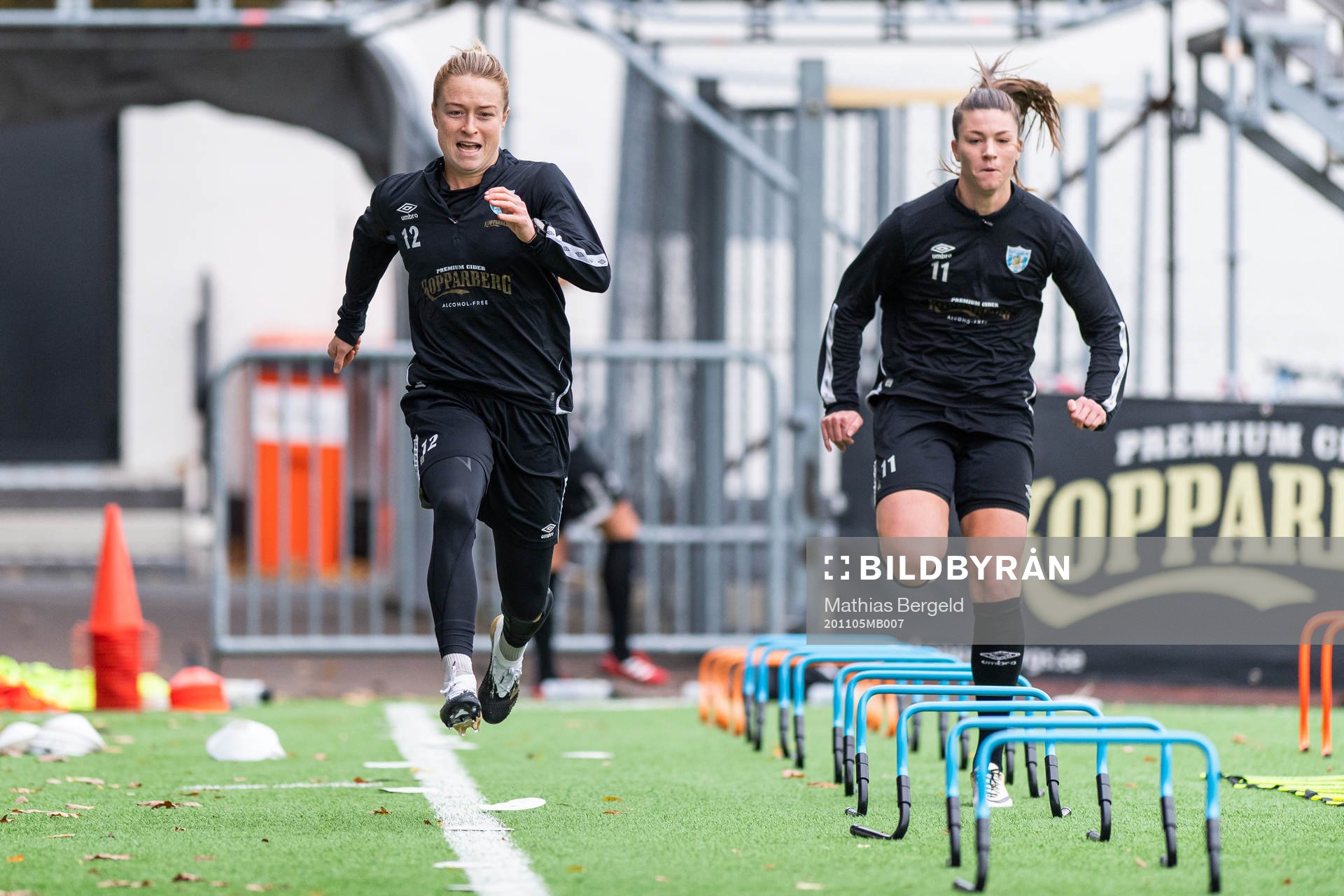 Emily Sonnett och Pauline Hammarlund