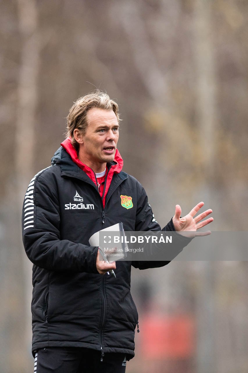Assisterande tränare Fredrik Holmberg