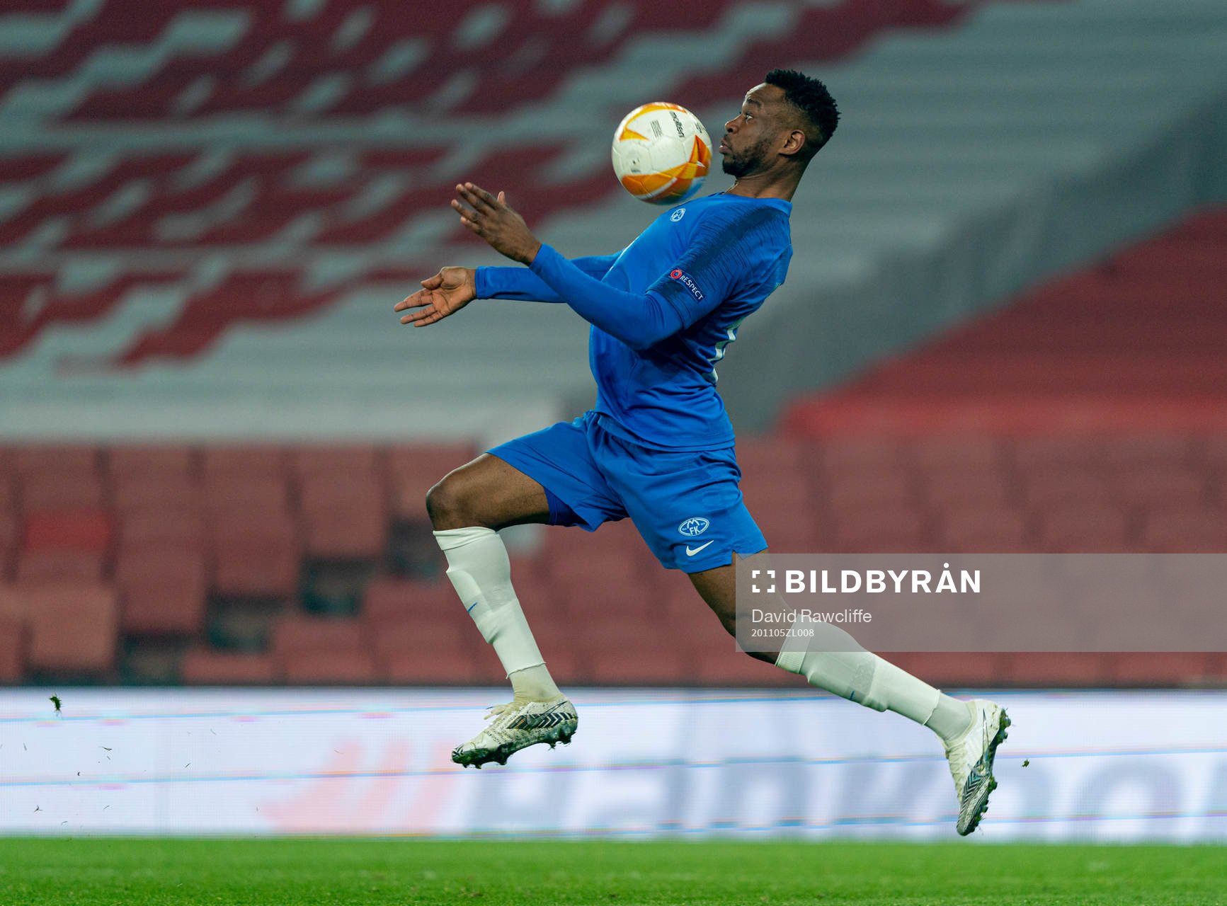 LONDON, ENGLAND - Thursday, November 5, 2020: Molde's Leke