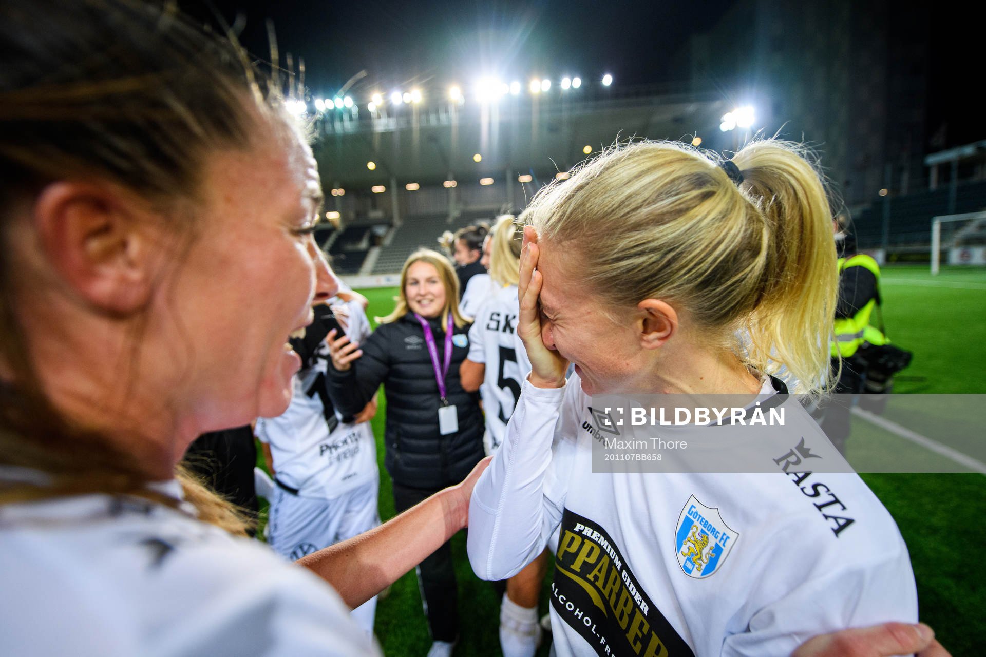 Göteborgs Rebecka Blomqvist jublar över SM-guldet