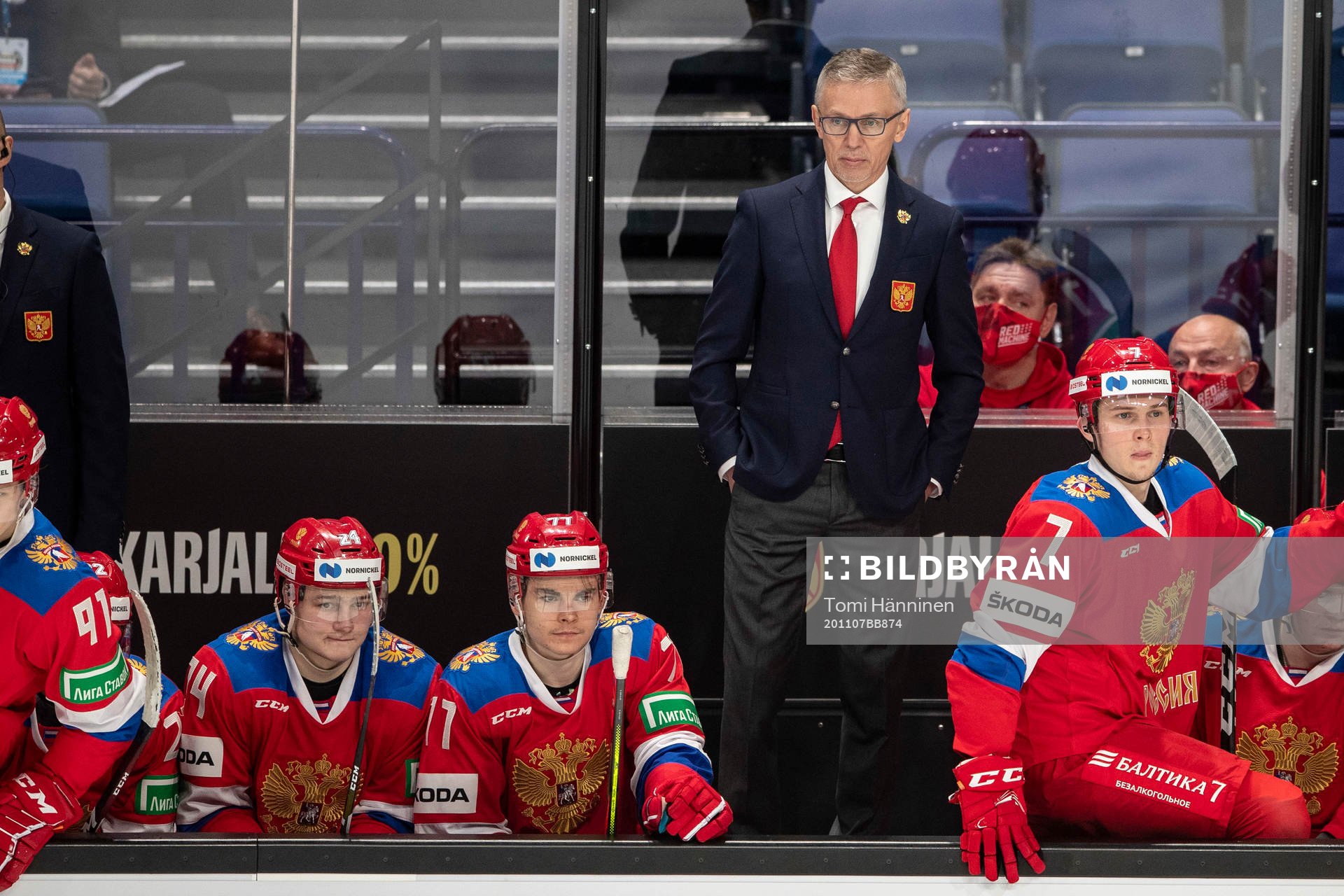 Head Coach Igor Larionov, RUS