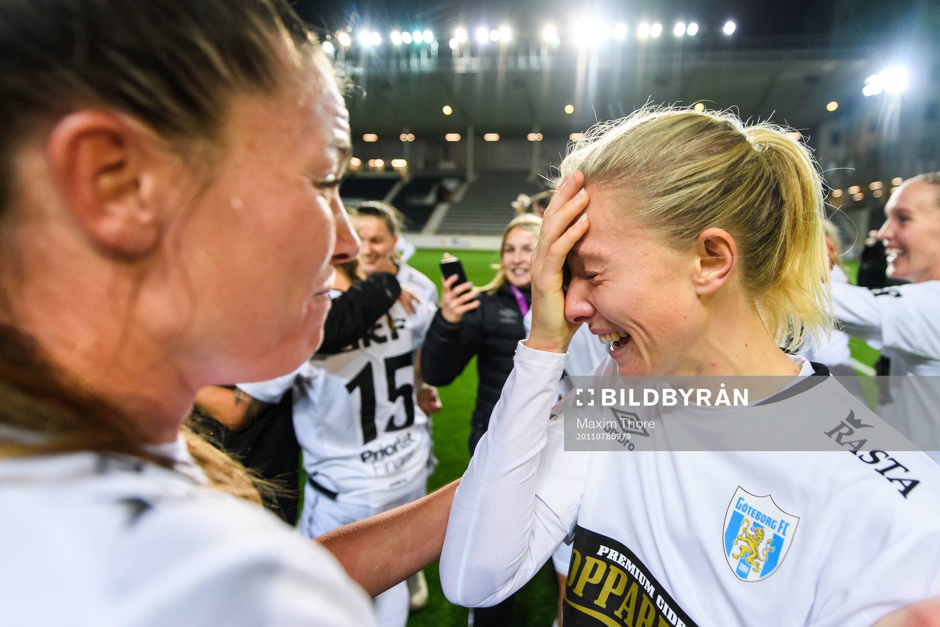 Göteborgs Rebecka Blomqvist jublar över SM-guldet