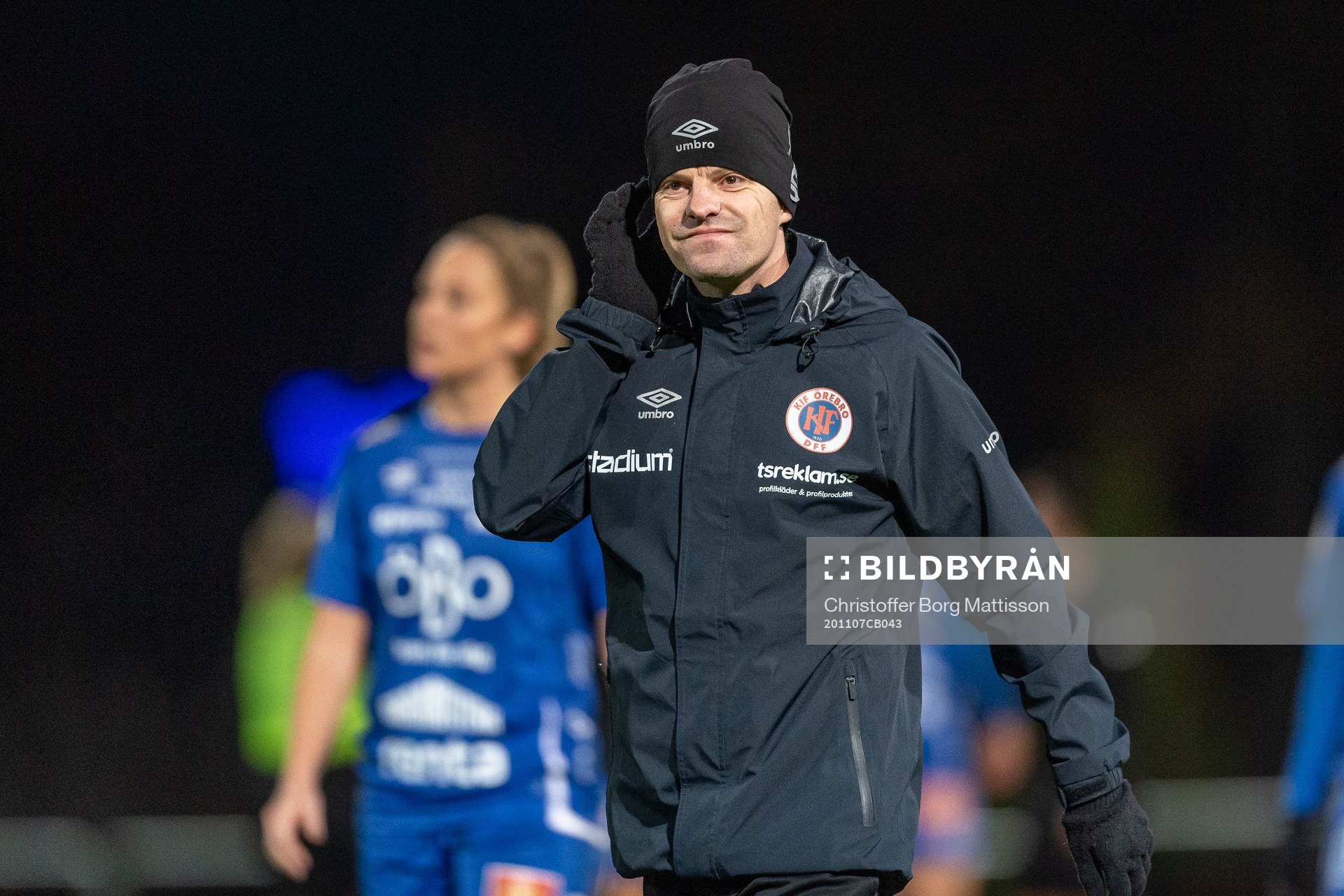 Örebros tränare Stefan Ärnsved deppar