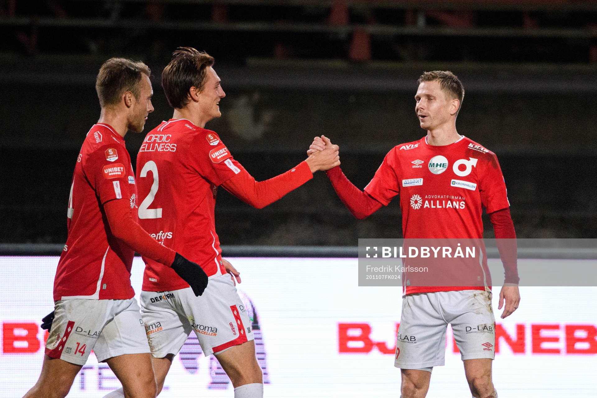 Degerfors Gustav Granath och Johan Bertilsson jublar