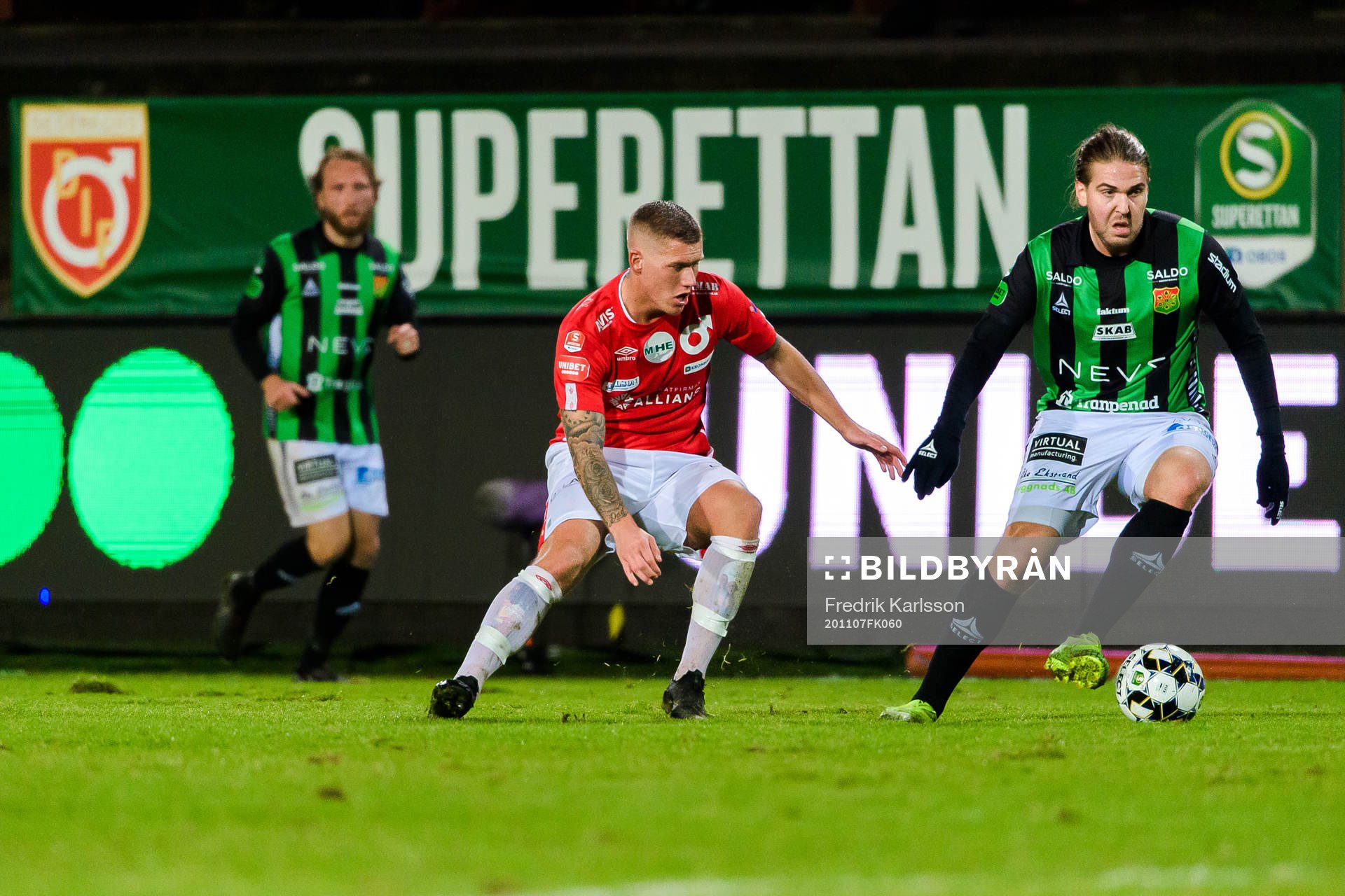 Degerfors Victor Edvardsen och GAIS Charlie Weberg