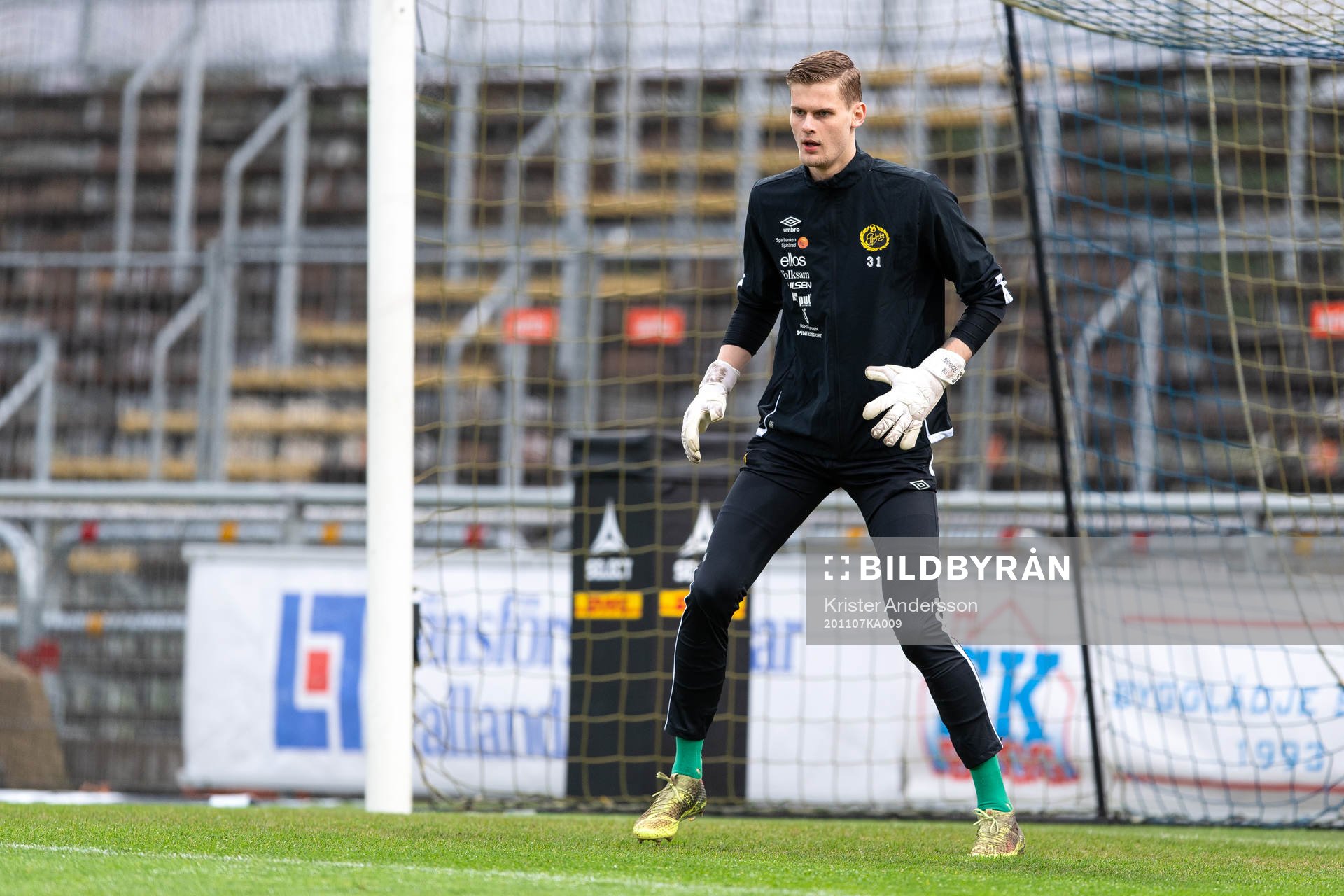 Elfsborgs målvakt Tim Rönning före fotbollsmatchen i