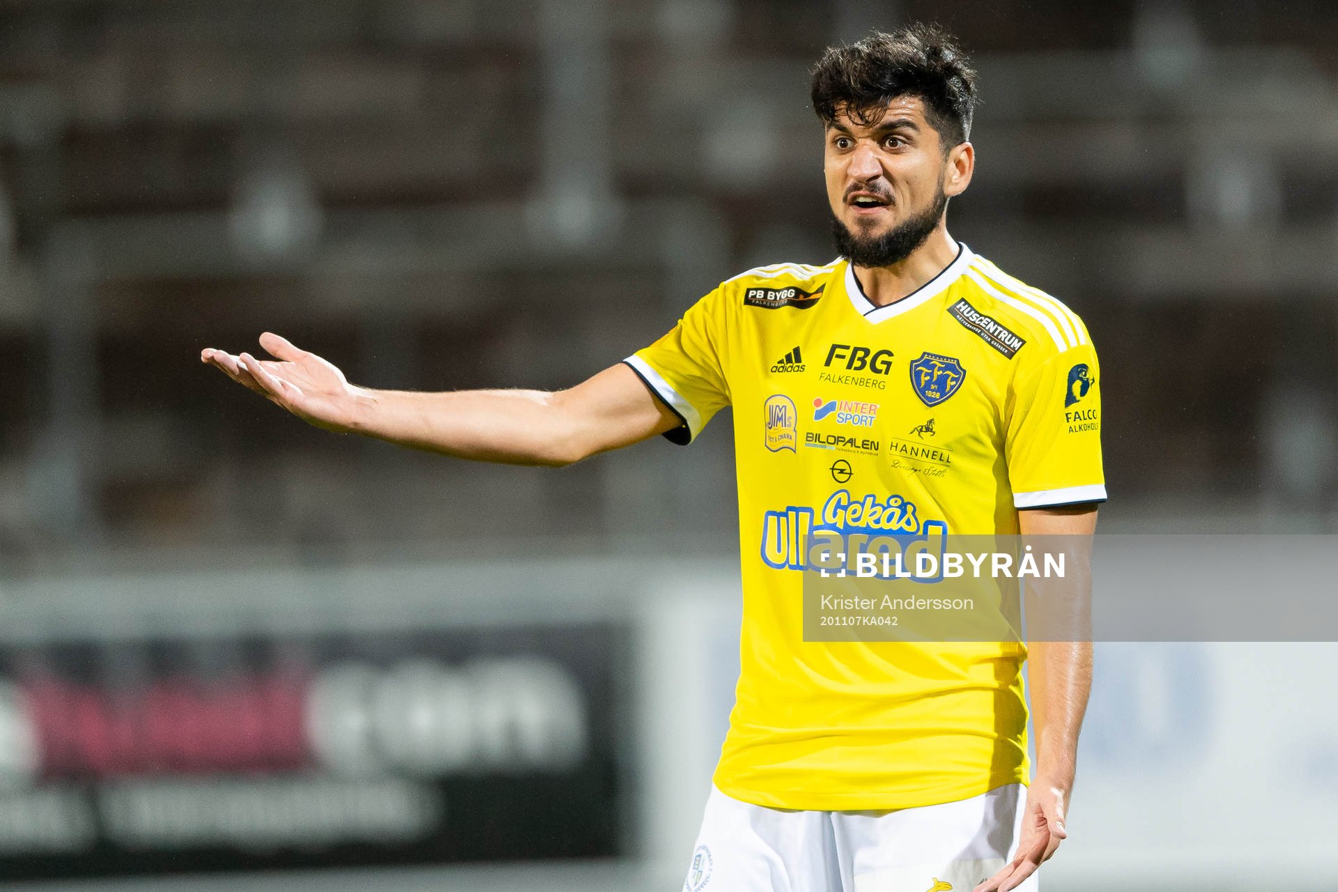 Falkenbergs Mahmut Özen reagerar