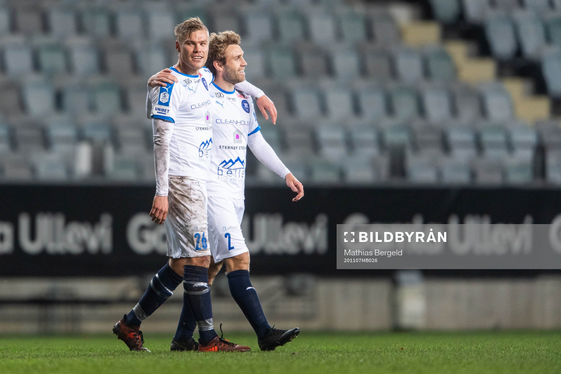 Akropolis Martin Falkeborn och Viktor Strand jublar efter fotbollsmatchen i Superettan mellan Örgryte och Akropolis den 7 november 2020 i Göteborg.