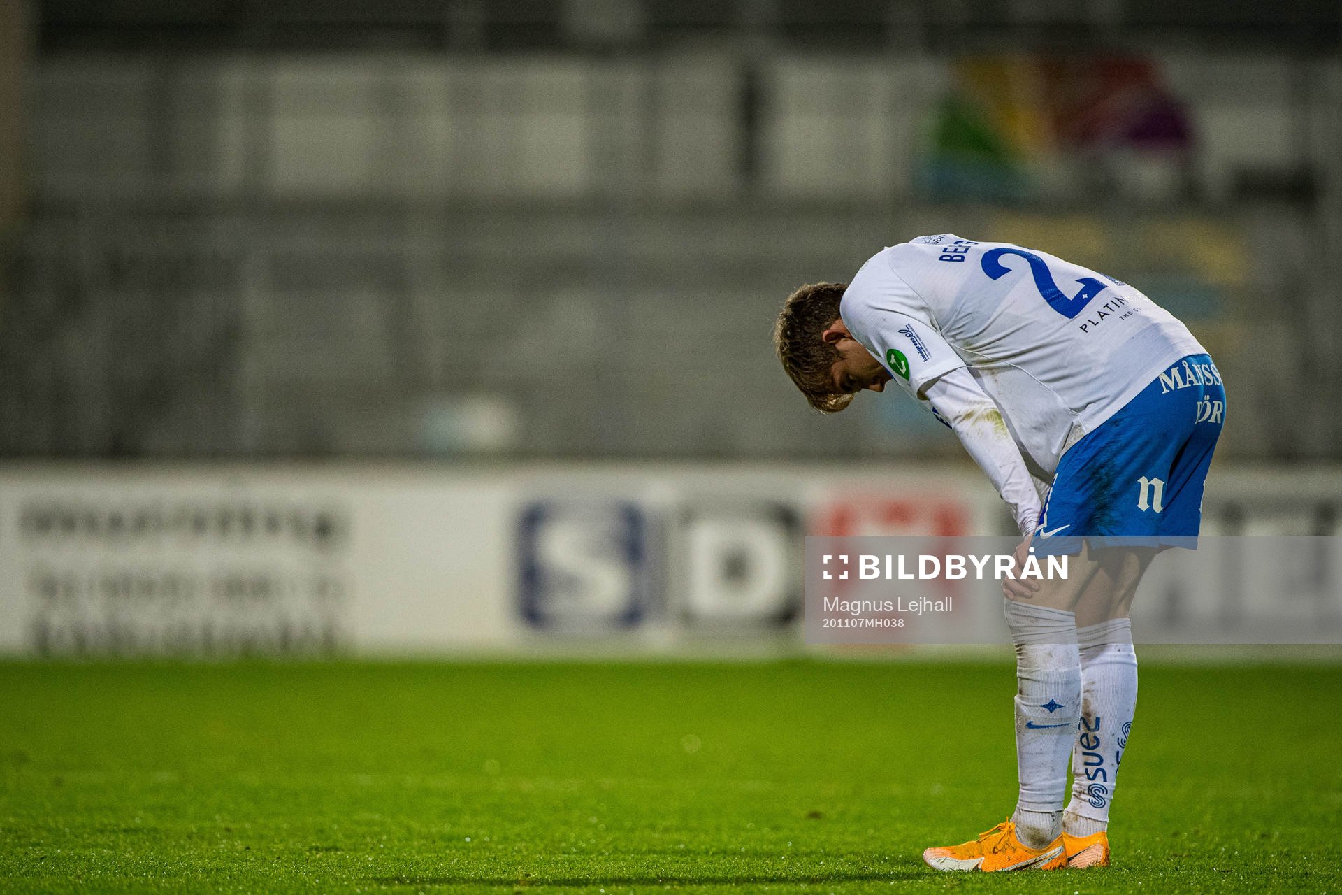 IFK Norrköpings Ísak Bergmann Jóhannesson  deppar