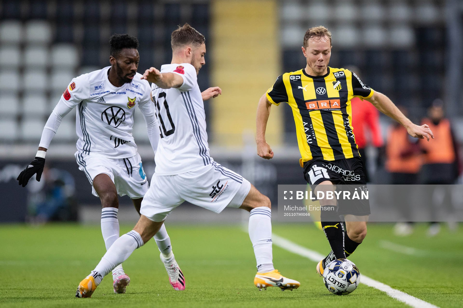 Östersunds Felix Hörberg och Häckens Adam Andersson