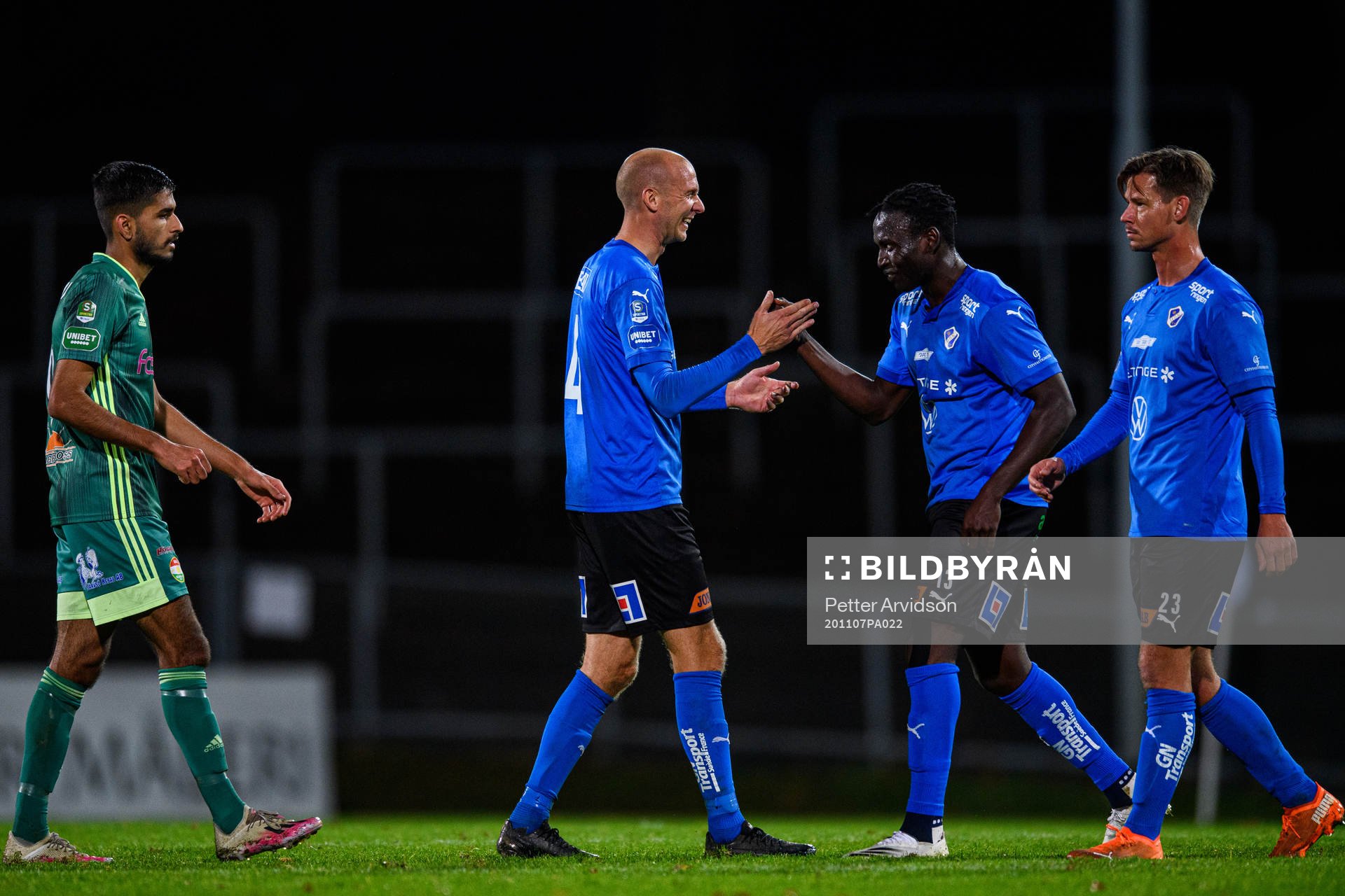Halmstads Alhassan A Haestad Kamara och Andreas Johansson