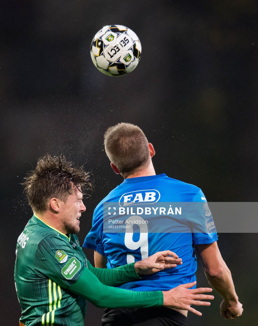 Dalkurds Samuel Leach Holm och Halmstads Mikael Boman