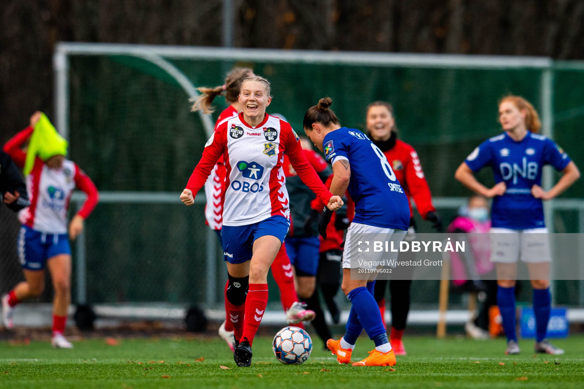 Runa Lillegård of Lyn celebrates after the Toppserien football match between Lyn and Vålerenga on November 7, 2020 in Oslo.