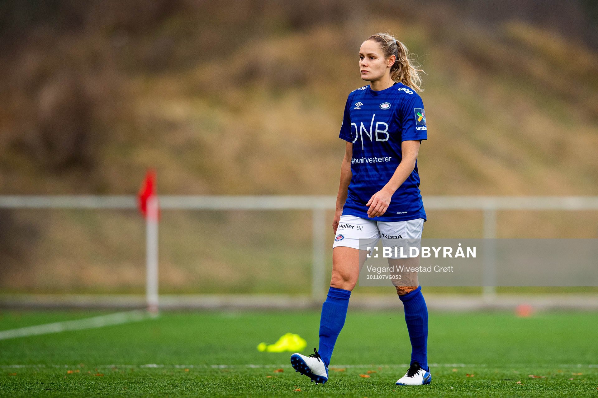 Andrine Tomter of Vålerenga looks dejected