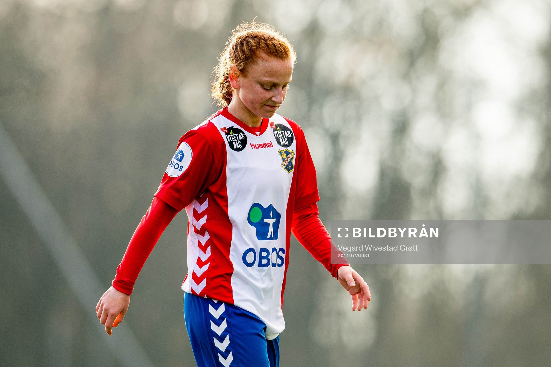 Laura Gashi of Lyn looks dejected