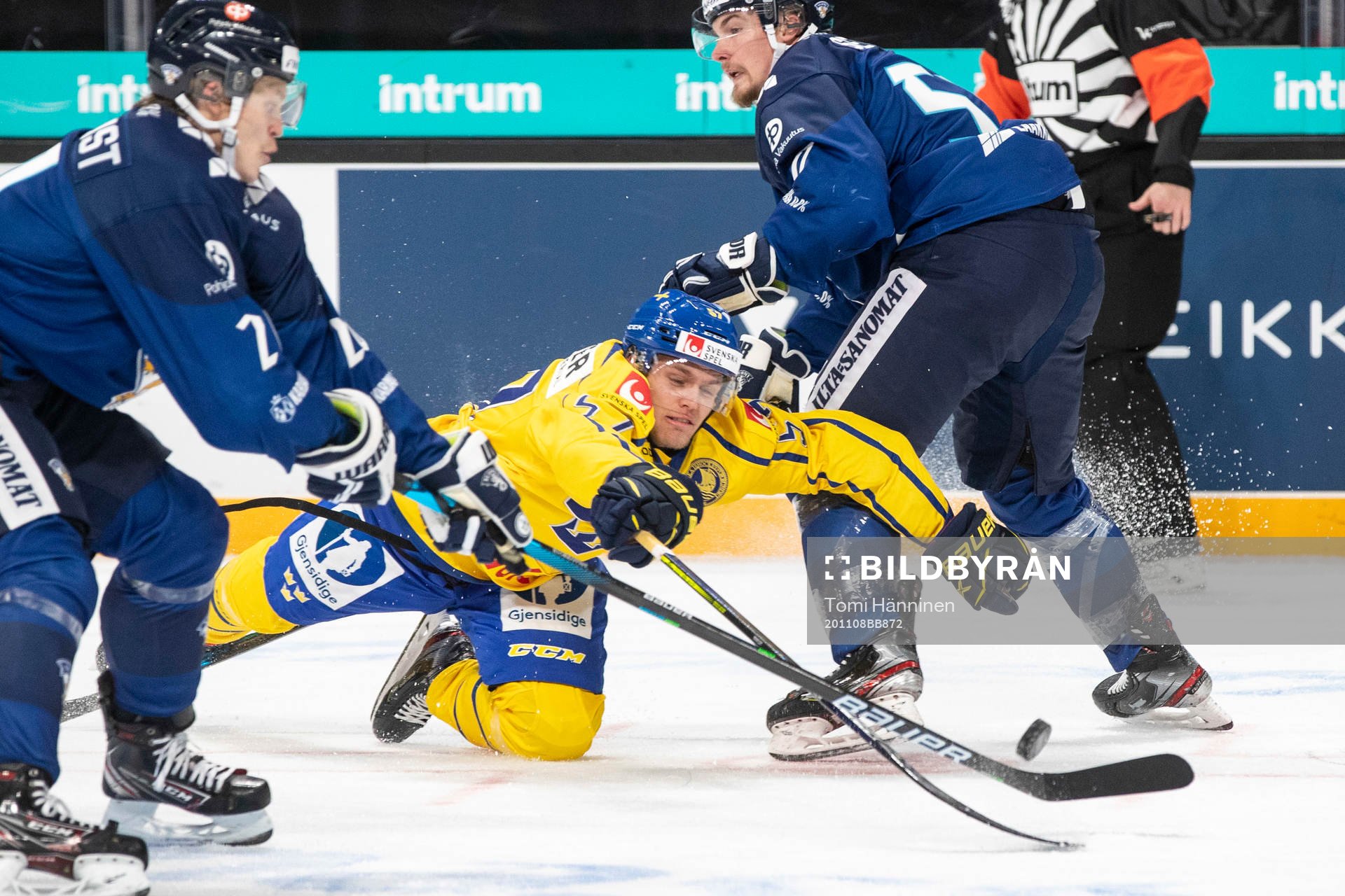 Kasper Björkqvist #20, FIN, Anton Wedin #57, SWE, Mikael