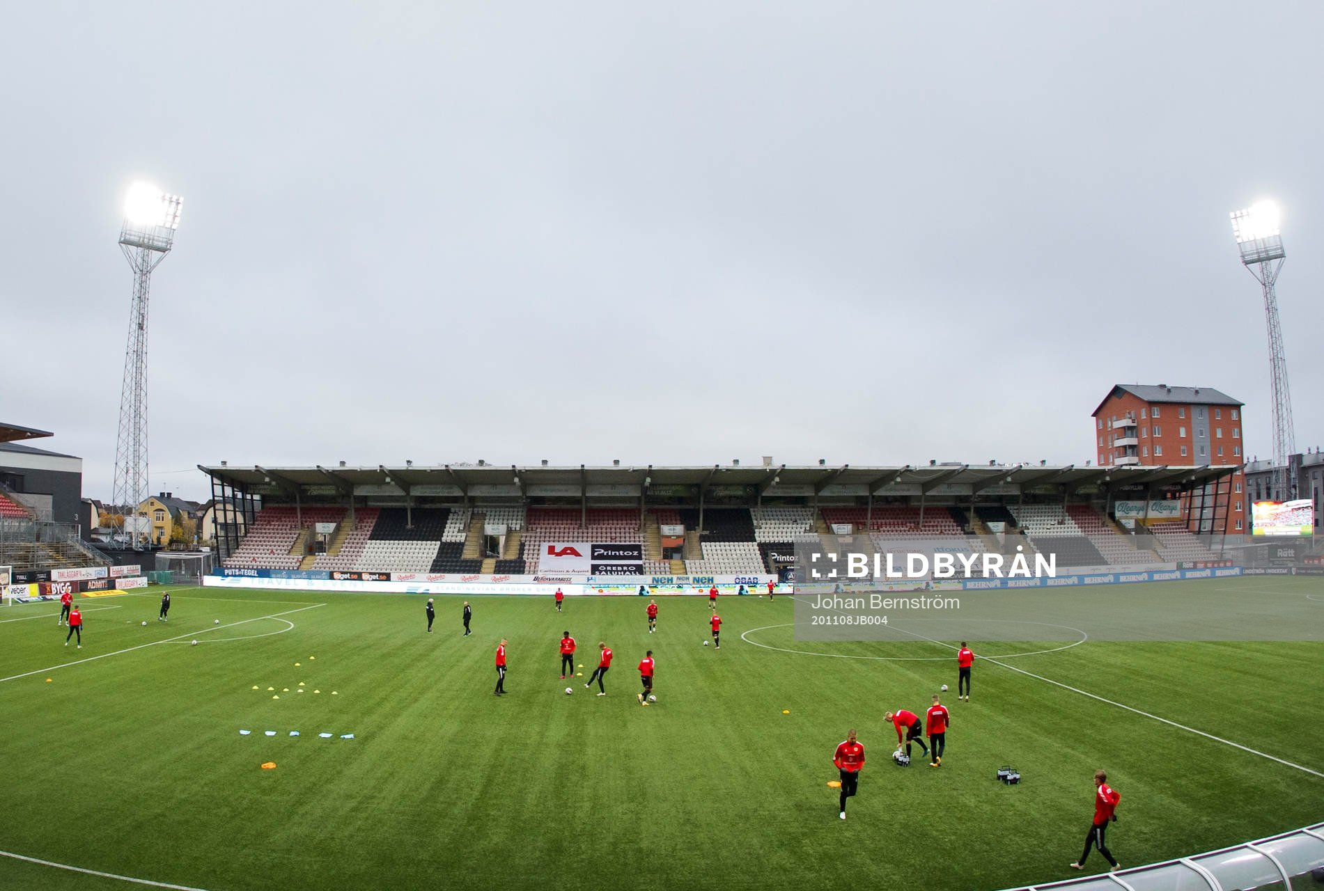 Kalmar värmer upp
