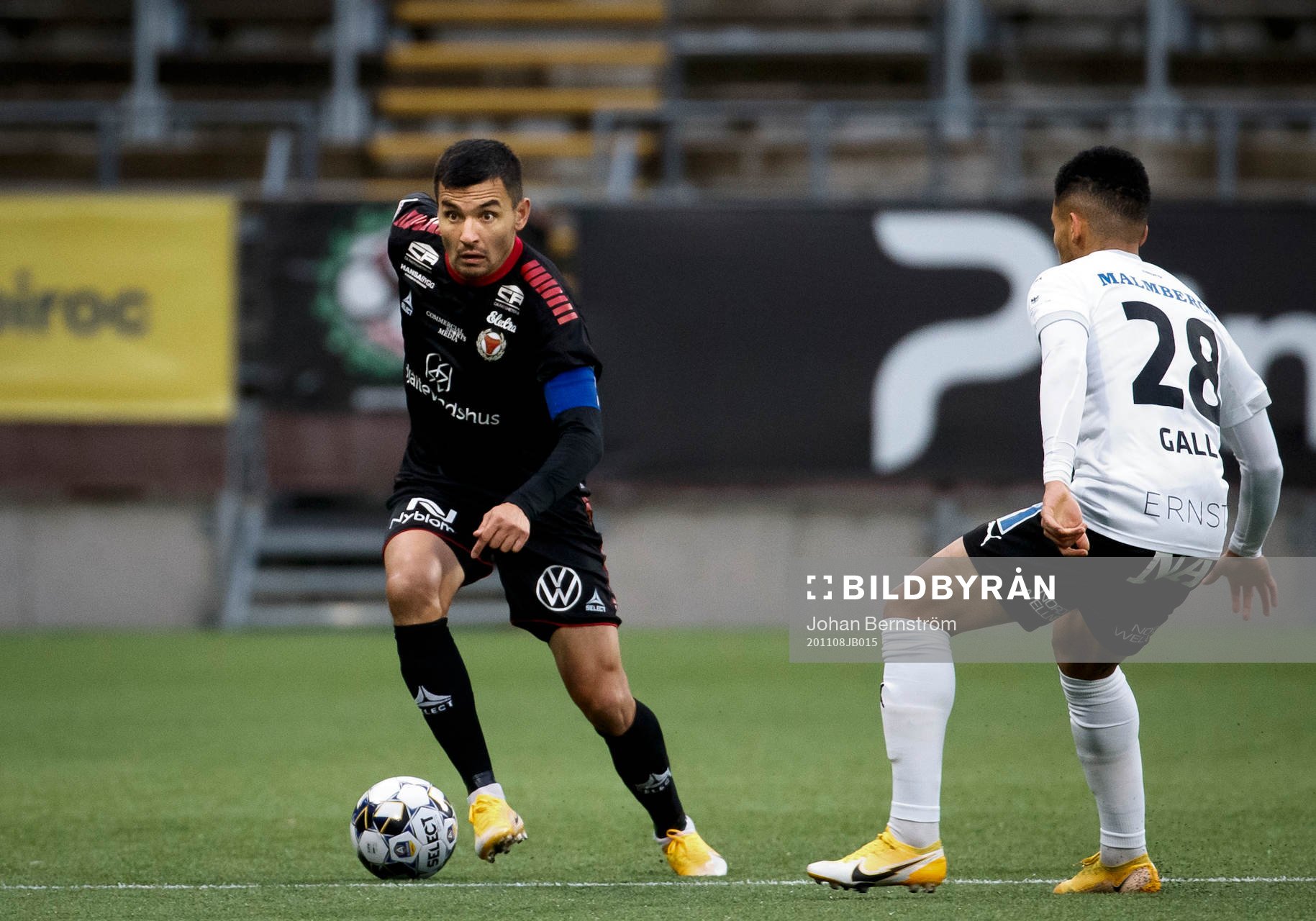 Kalmars Emin Nouri och Örebros Romain Gall