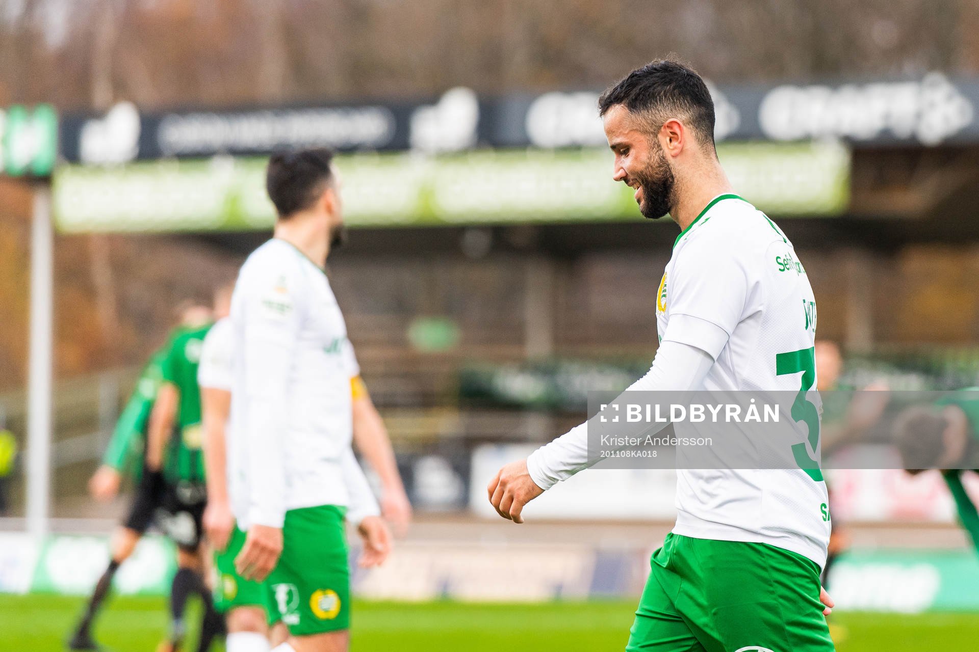 Hammarbys Mohanad Jeahze lämnar plan