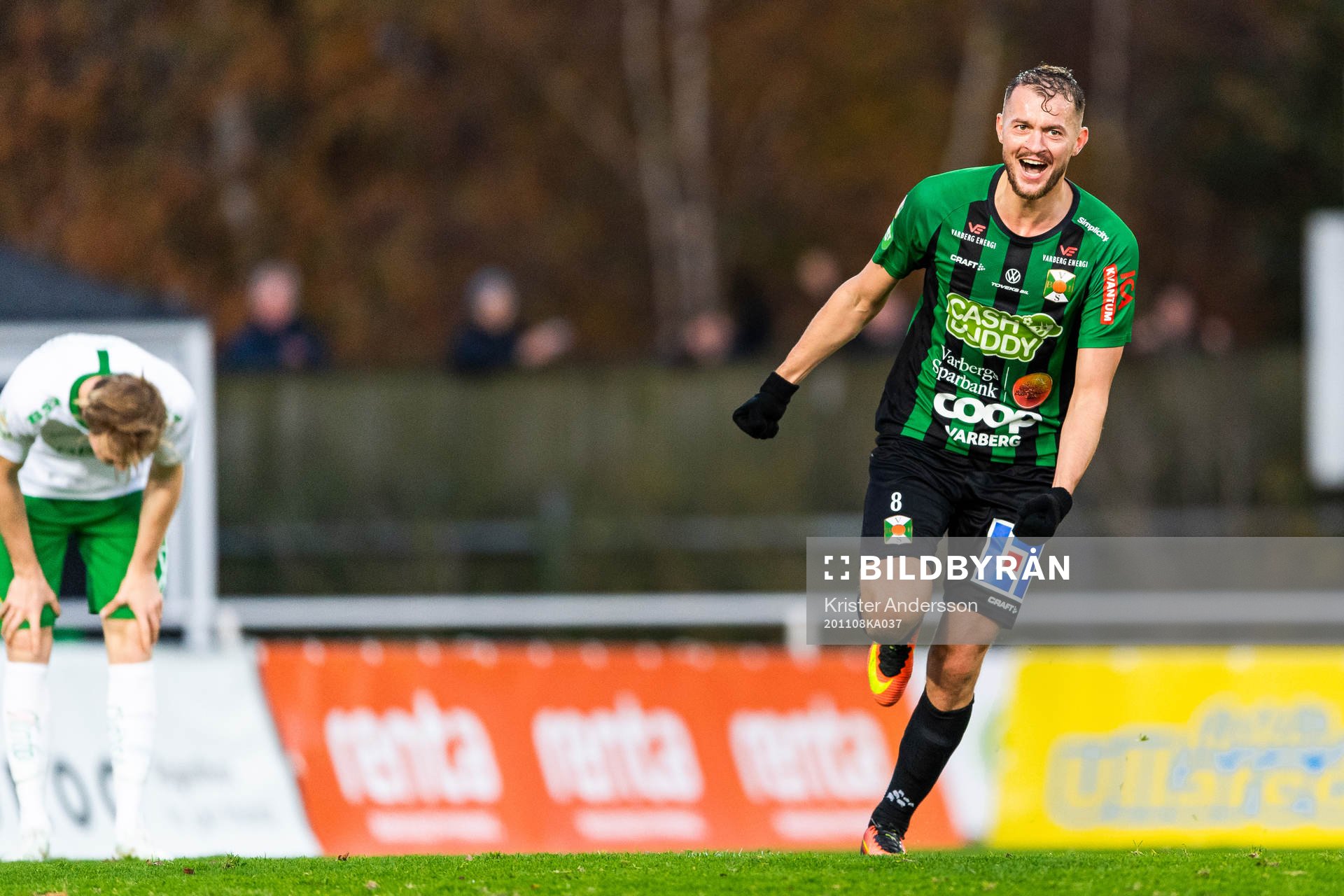 Varbergs Albert Ejupi jublar