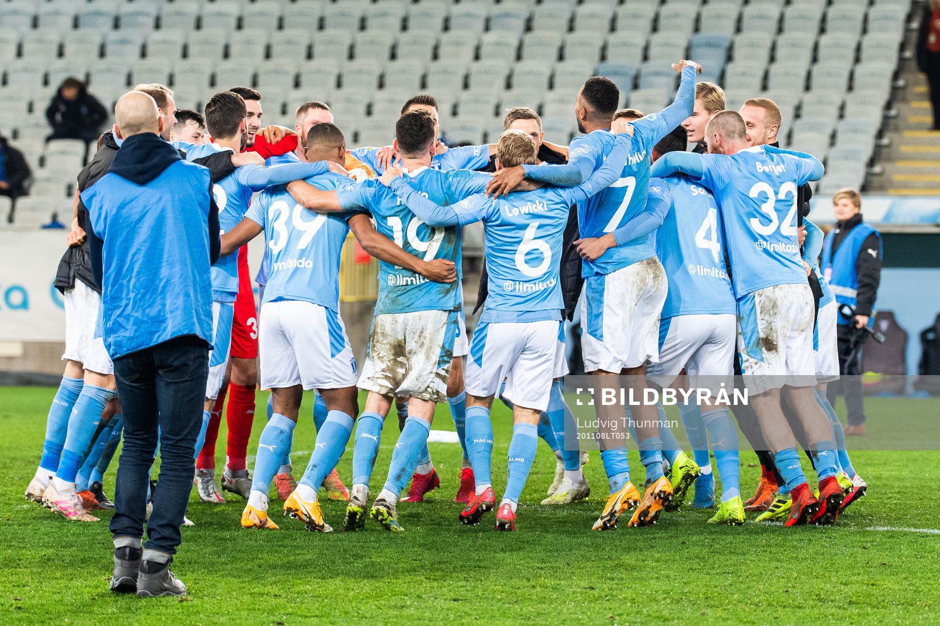 Malmö FFs spelare jublar över SM-guldet