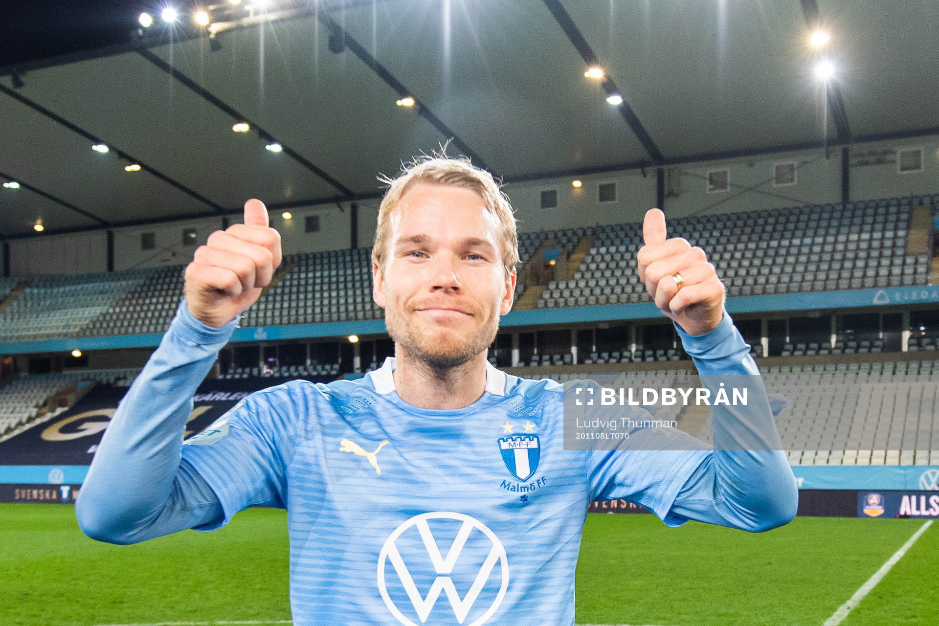 Malmö FFs Oscar Lewicki jublar över SM-guldet