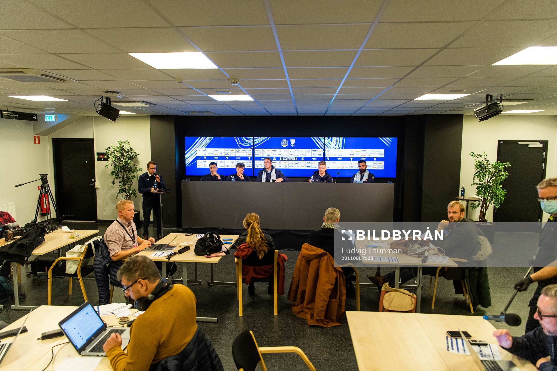 Malmö FFs Anel Ahmedhodzic, Eric Larsson, Ola Toivonen, Anders Christiansen och Behrang Safari på presskonferensen efter fotbollsmatchen i Allsvenskan mellan Malmö FF och Sirius den 8 november 2020 i Malmö.