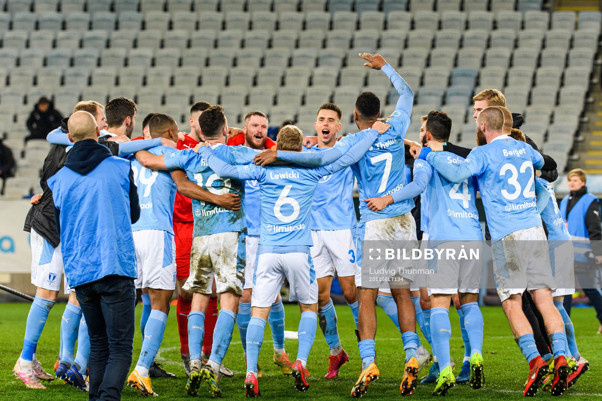Malmö FFs spelare jublar