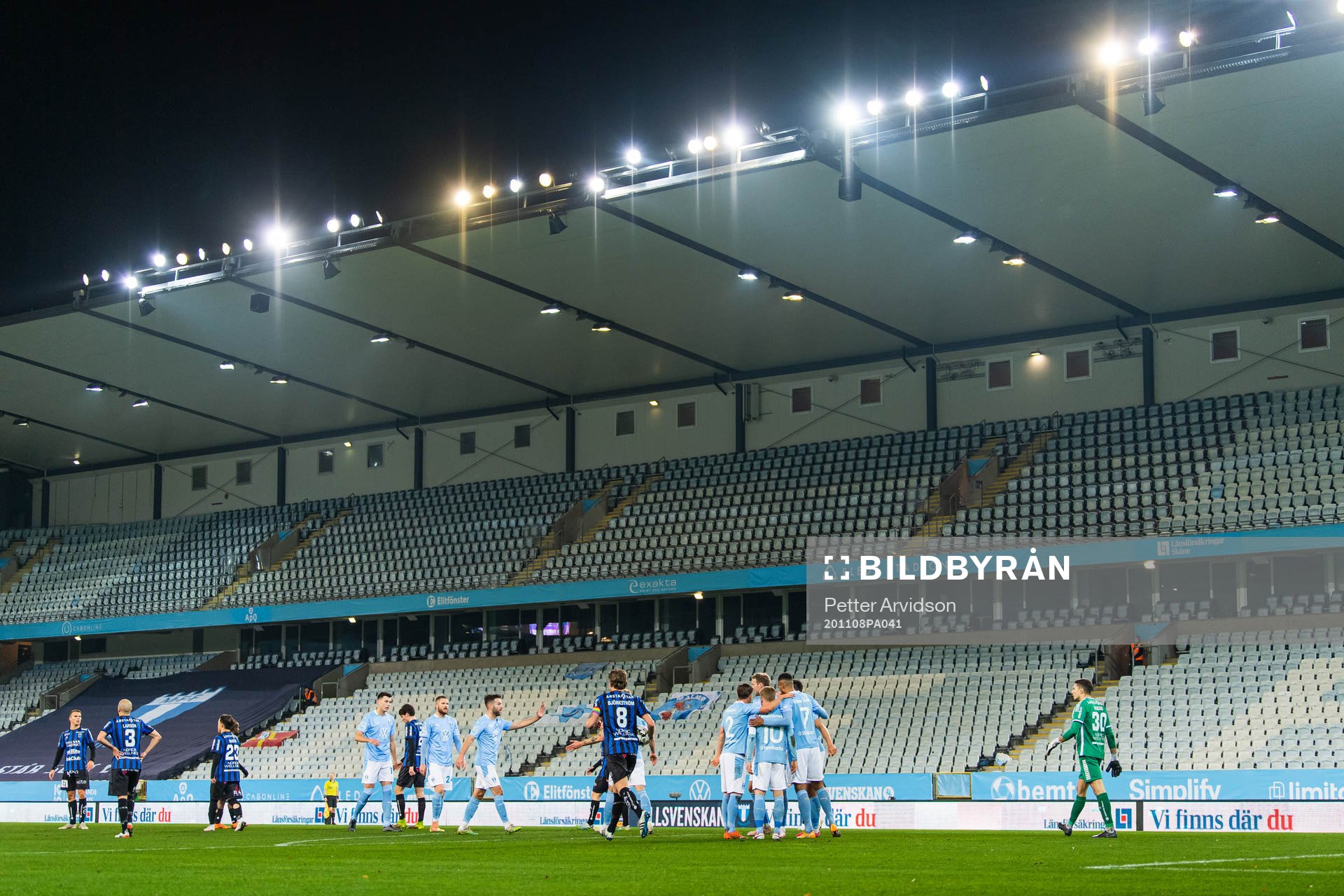 Malmö FFs Anders Christiansen jublar med lagkamrater