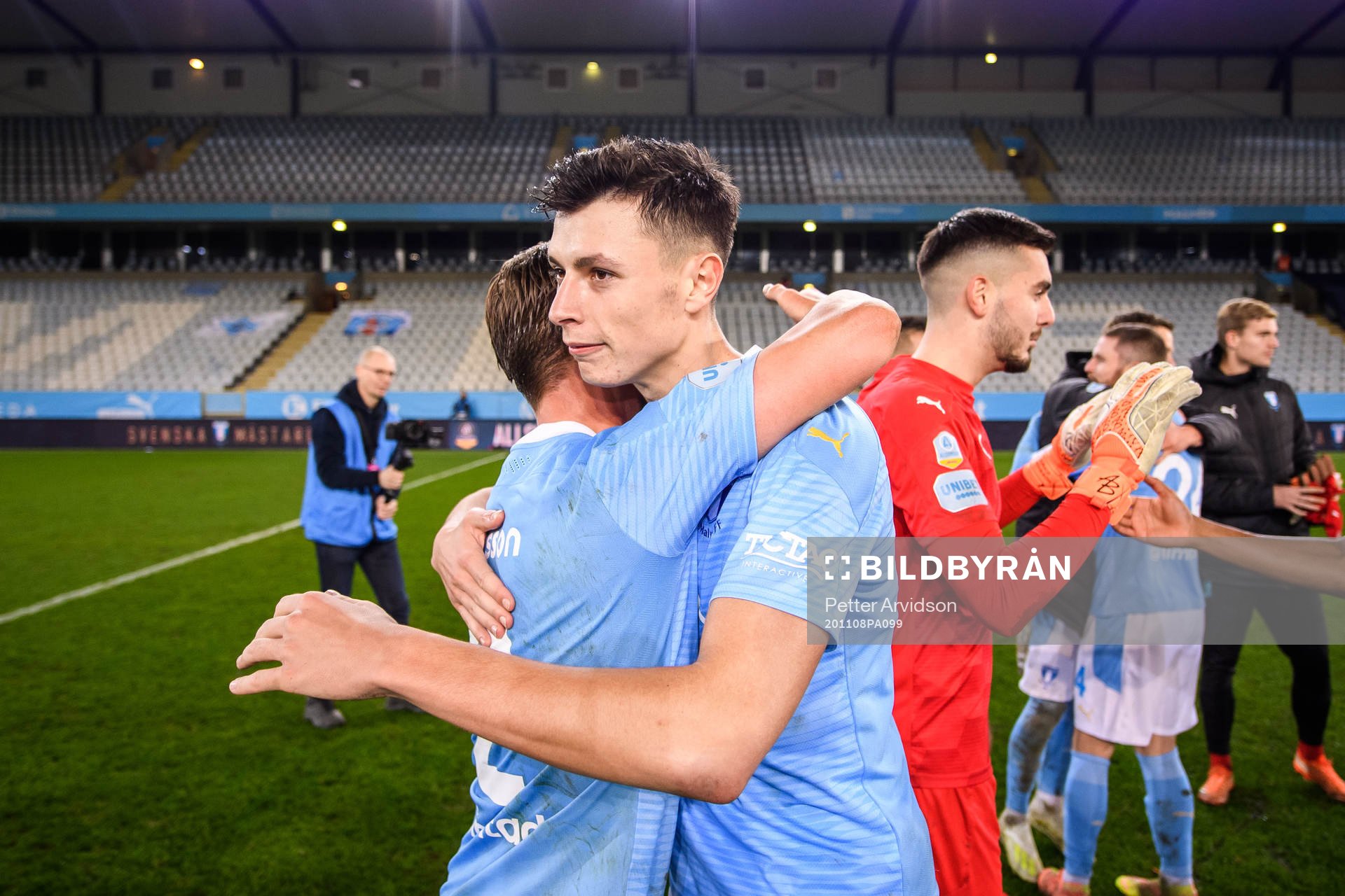 Malmö FFs Anel Ahmedhodzic jublar över SM-guldet