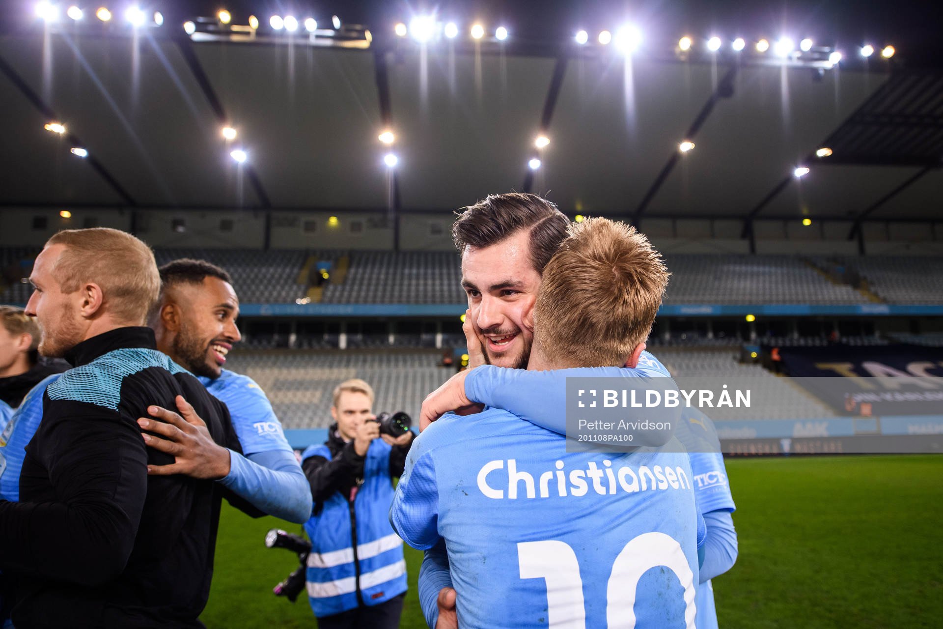 Malmö FFs Adi Nalic och Anders Christiansen jublar över