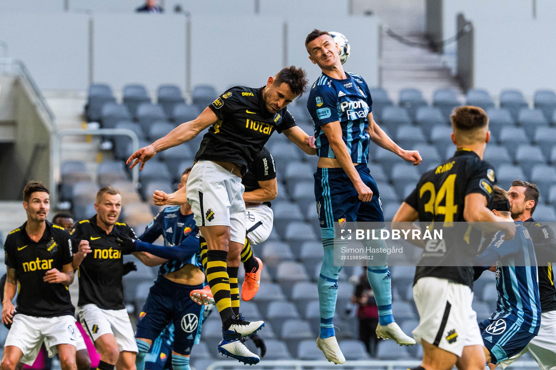 s Sotirios Papagiannopoulos och Djurgårdens Haris Radetinac