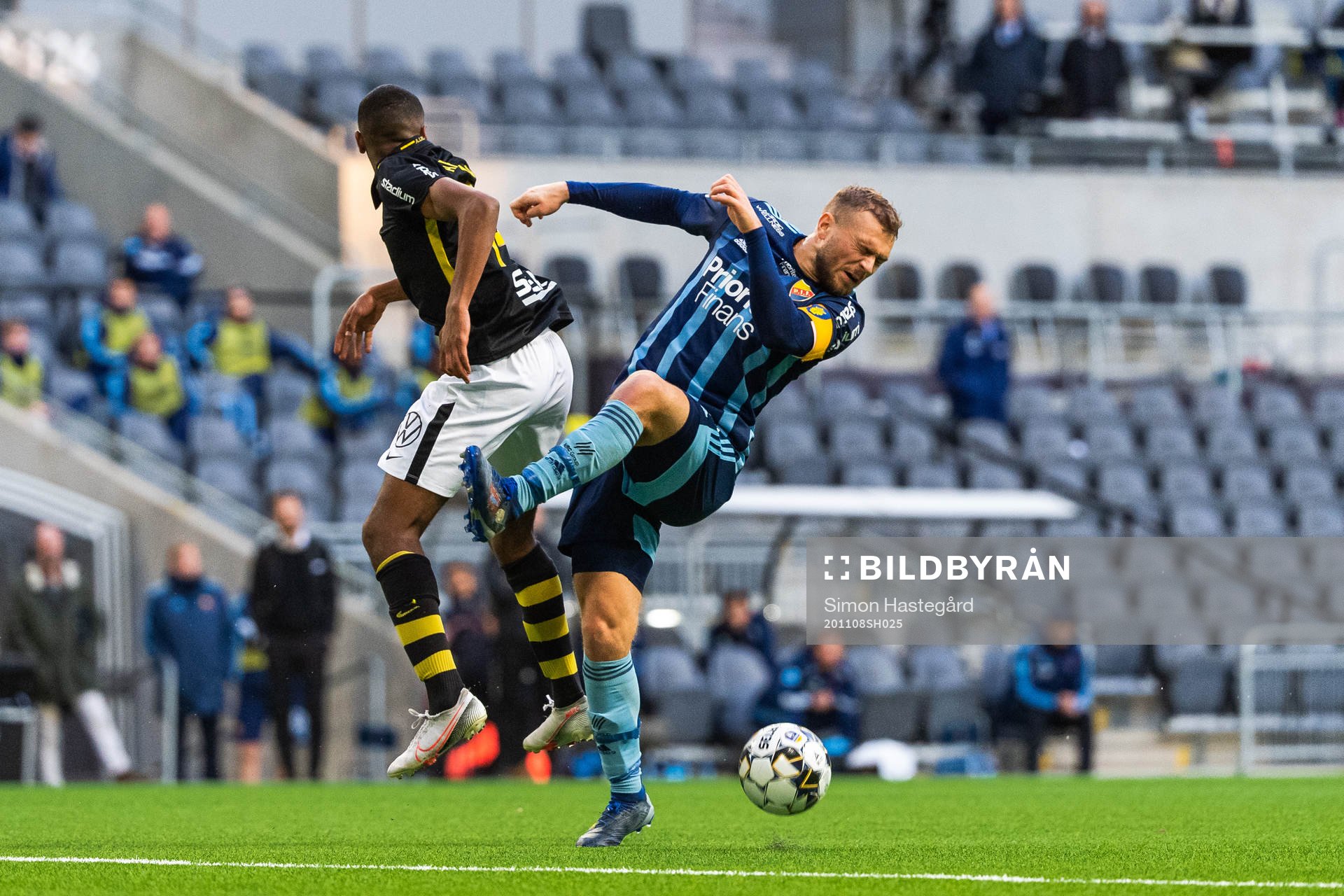 s Paulos Abraham och Djurgårdens Jesper Karlström
