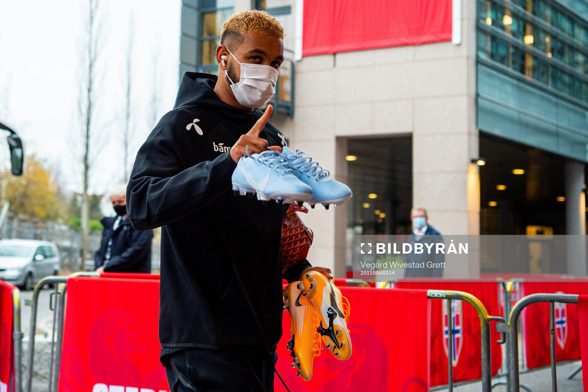 Joshua King of the Norwegian national football team arrives