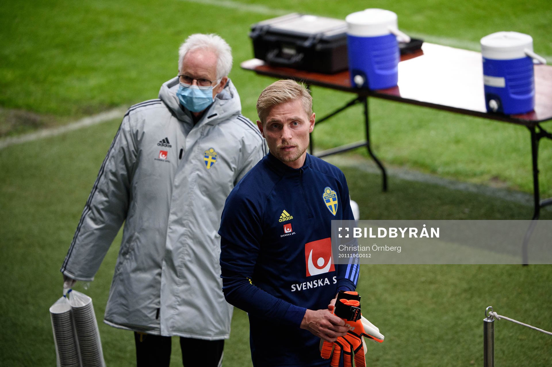 Anders Valentin, team doctor and goalkeeper Jacob Rinne of