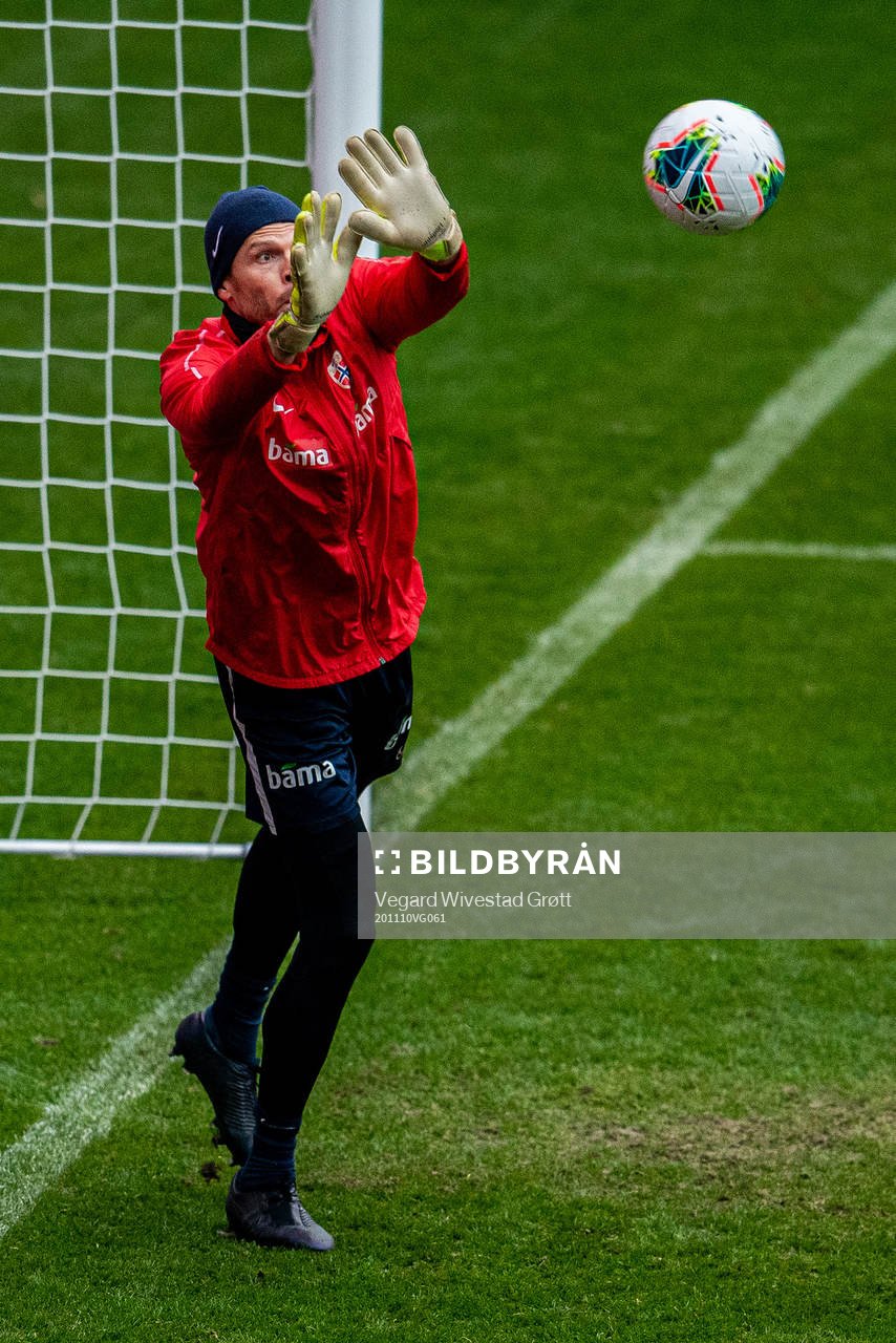 Goalkeeper Rune Almenning Jarstein of the Norwegian