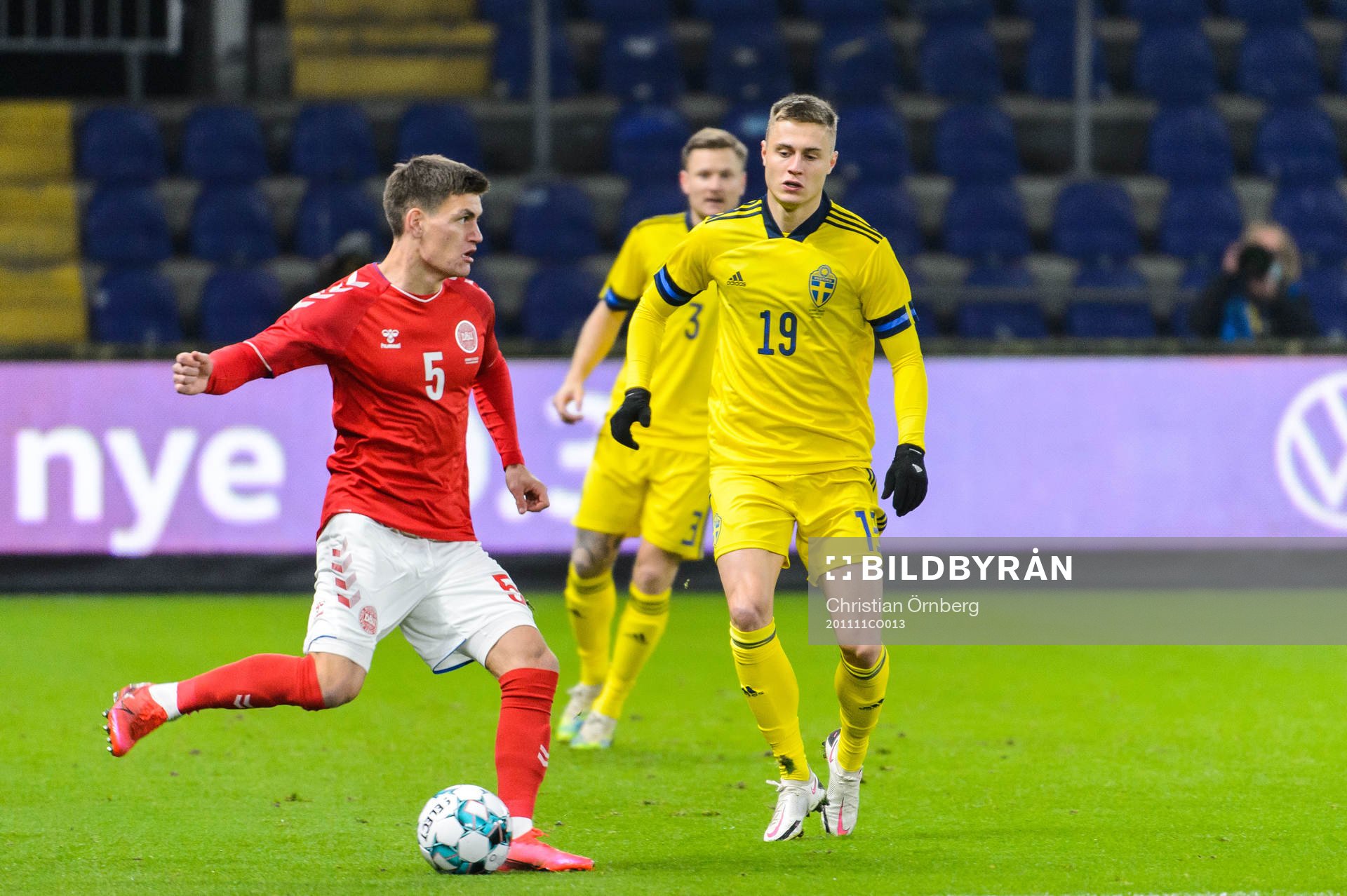 Joakim Mæhle of Denmark and Mattias Svanberg of Sweden