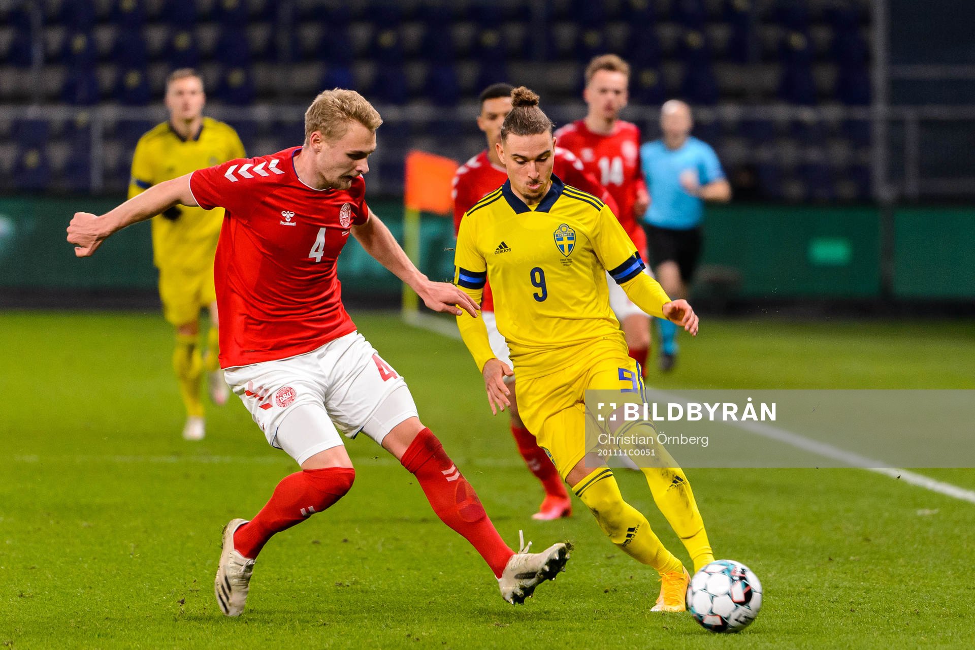 Victor Nelsson of Denmark and Jordan Larsson of Sweden