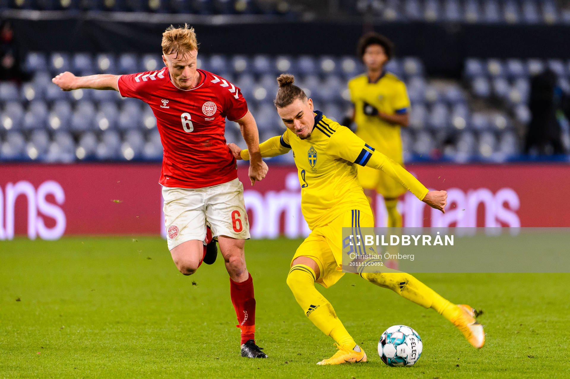 Jens Jønsson of Denmark and Jordan Larsson of Sweden