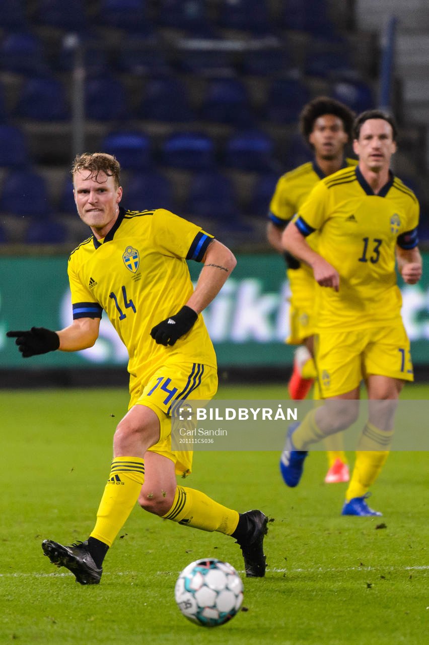 Oscar Hiljemark of Sweden